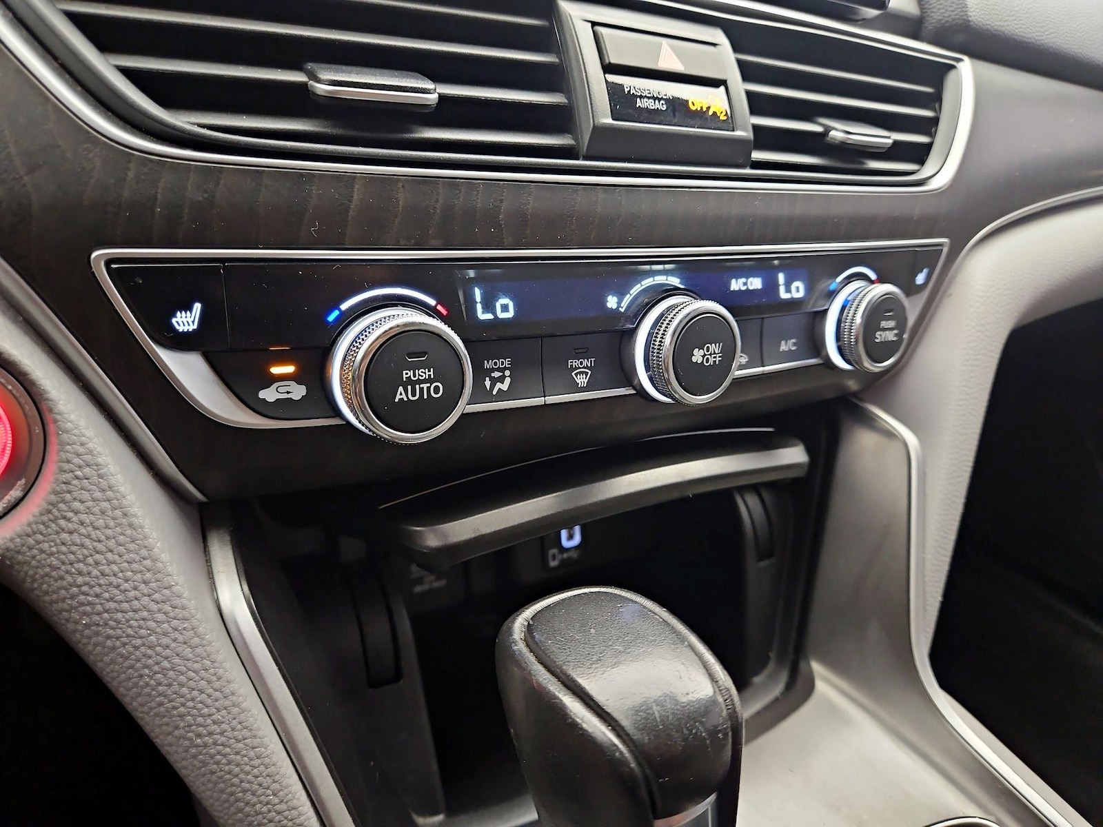 2018 Honda Accord EX-L - Photo 17