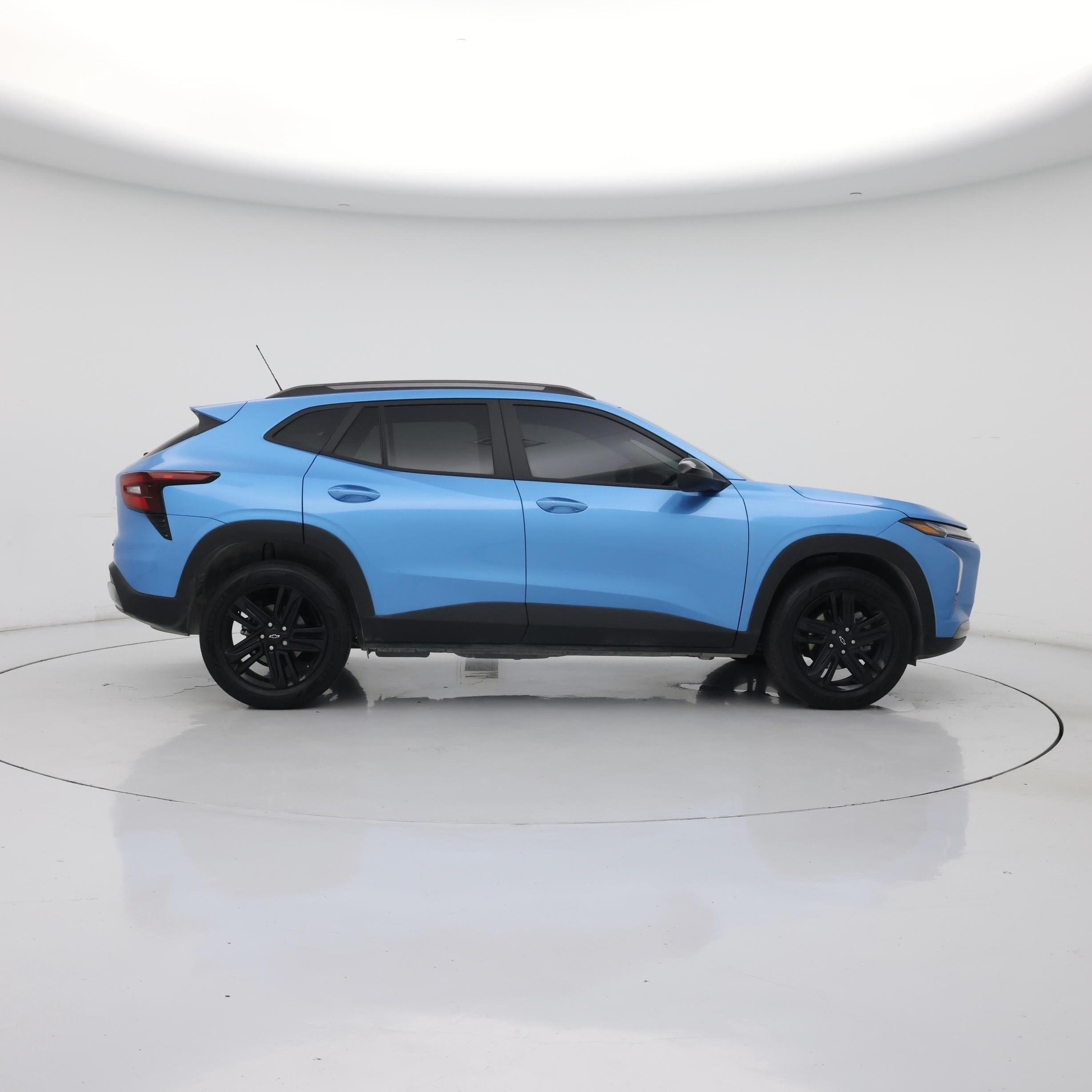 Thumbnail: 2025 Chevrolet Trax - 7