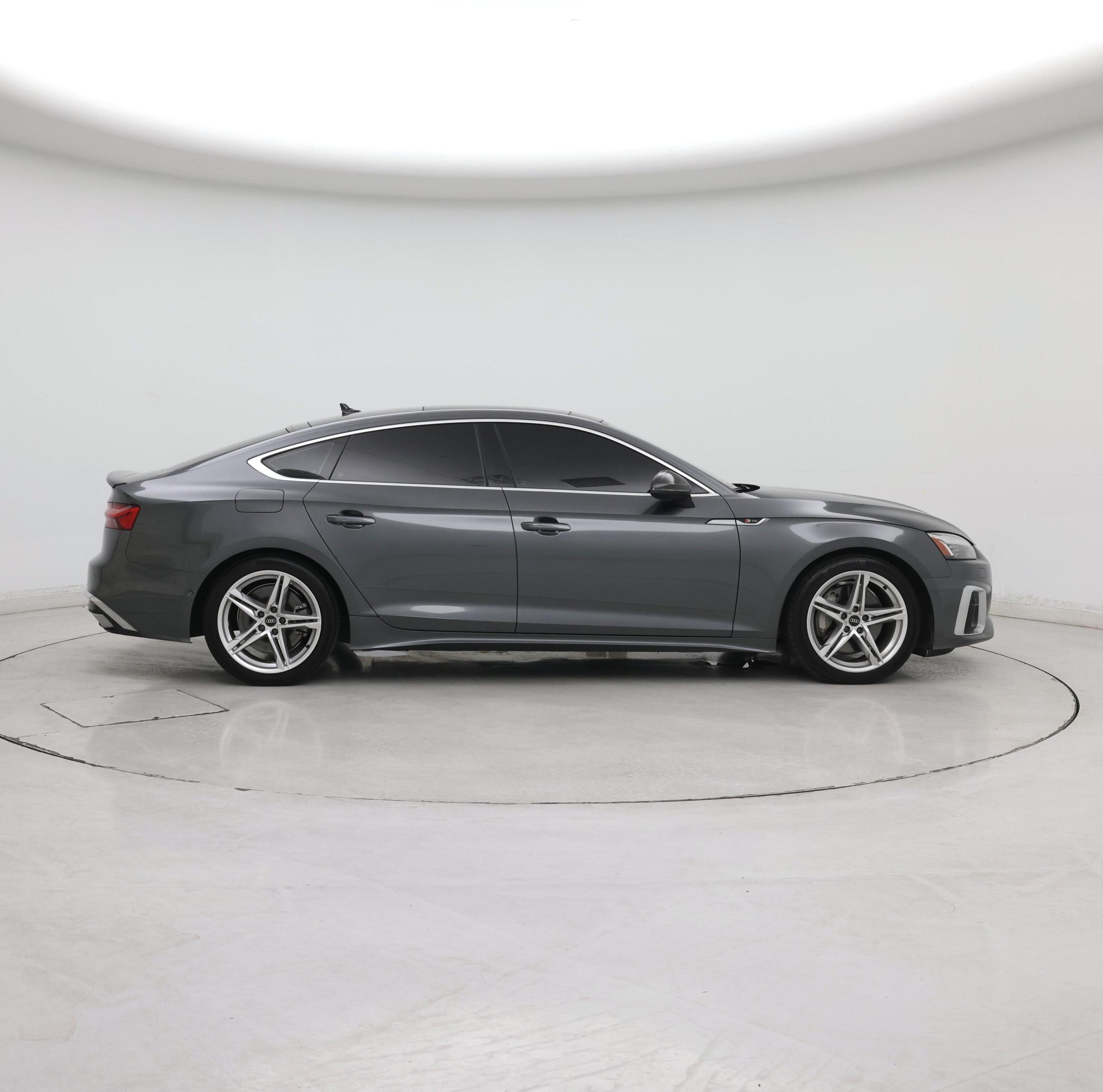 Thumbnail: 2022 Audi A5 - 7