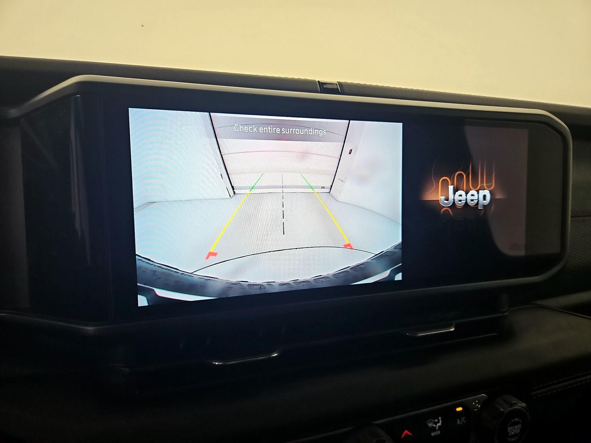 Thumbnail: 2025 Jeep Wrangler - 14