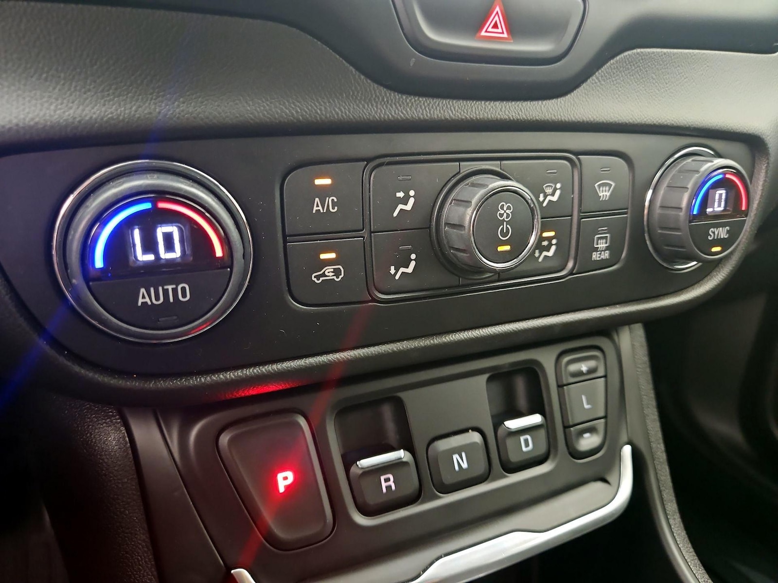 2020 GMC Terrain SLT - Photo 17