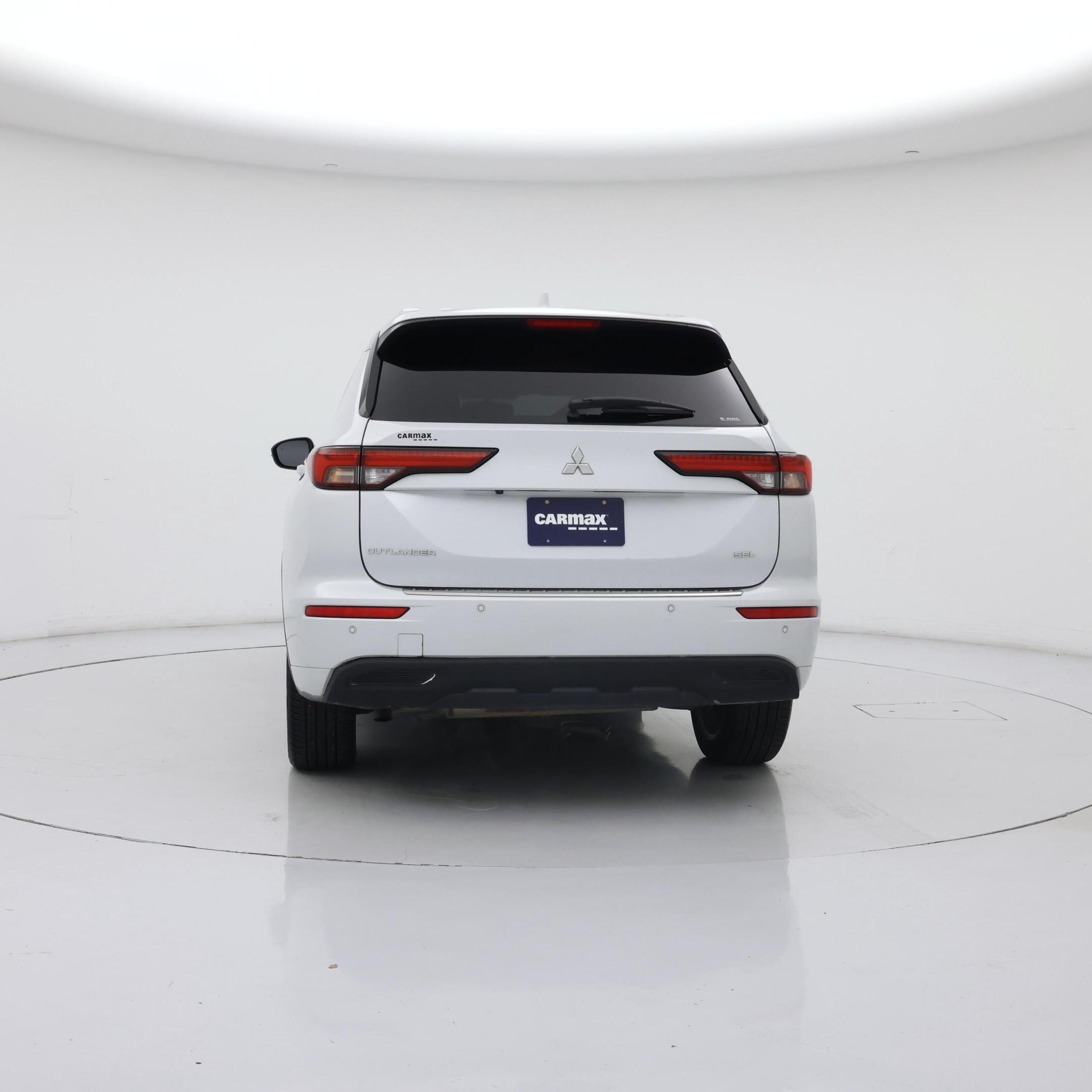 Thumbnail: 2022 Mitsubishi Outlander - 6