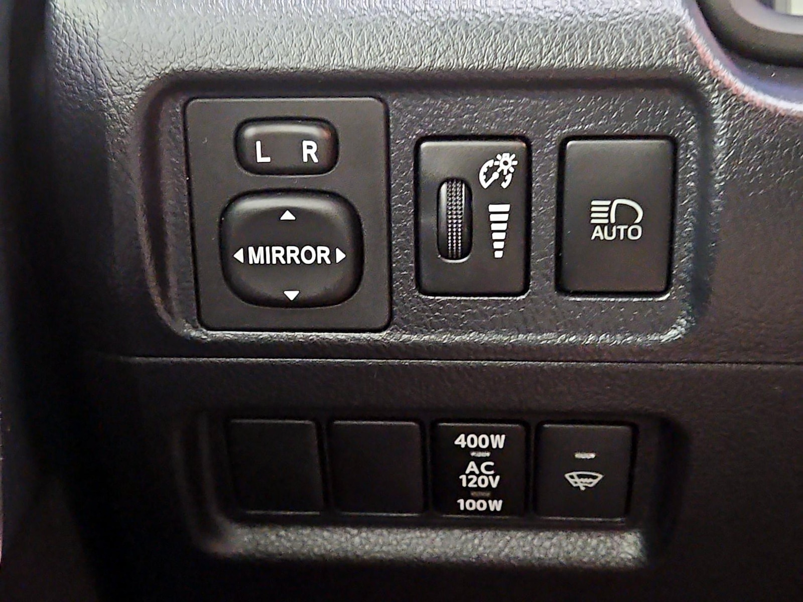 2022 Toyota 4Runner SR5 Premium - Photo 14