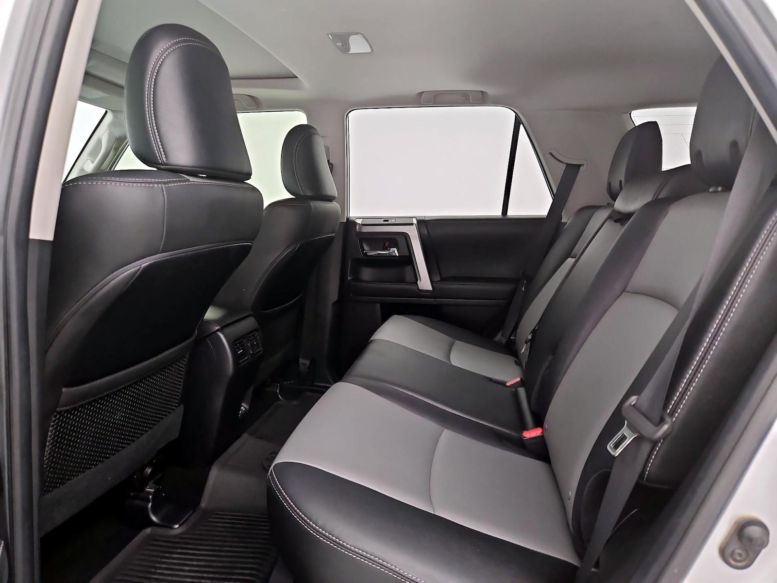2022 Toyota 4Runner SR5 Premium - Photo 22
