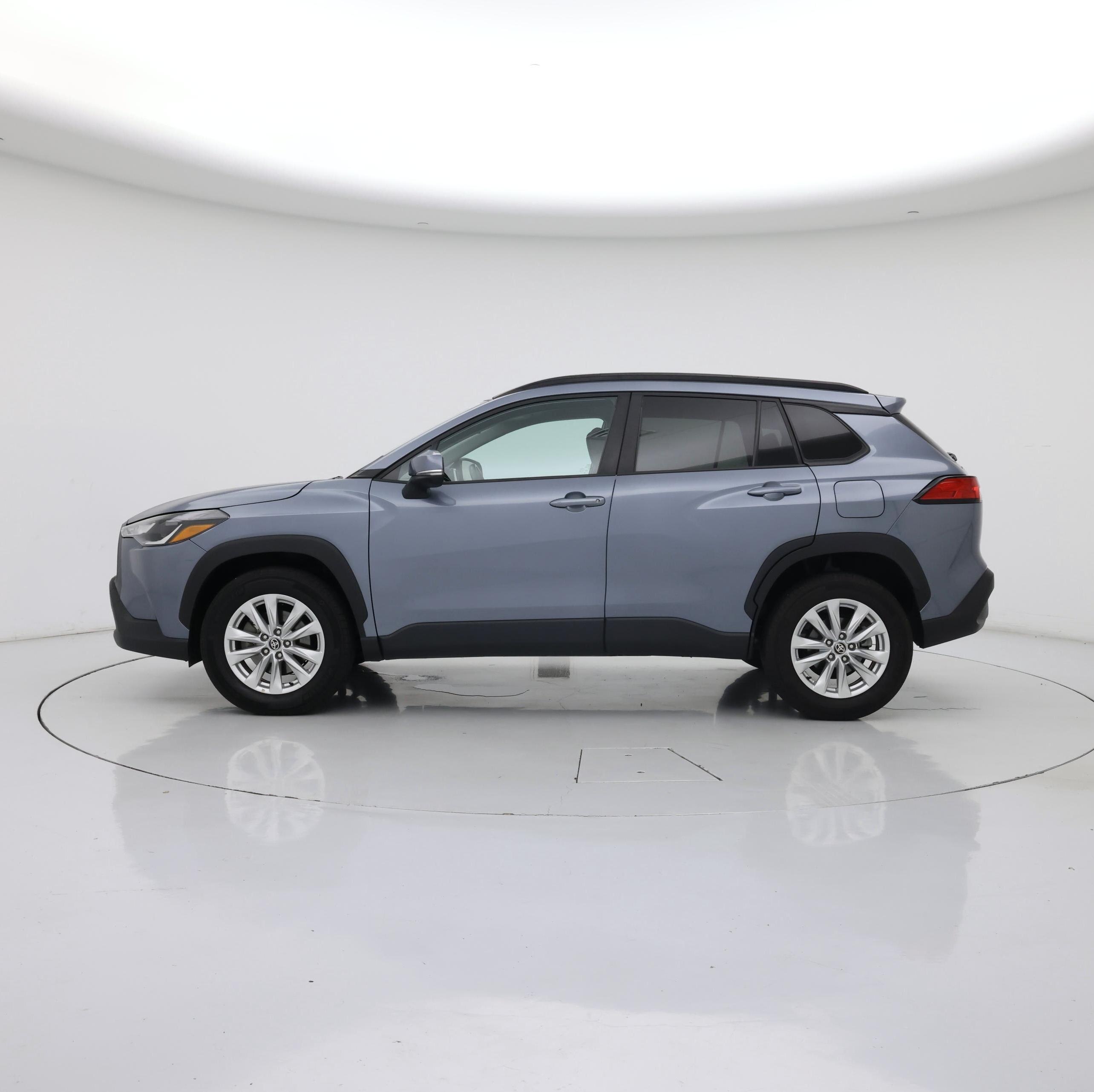 Thumbnail: 2024 Toyota Corolla Cross - 3
