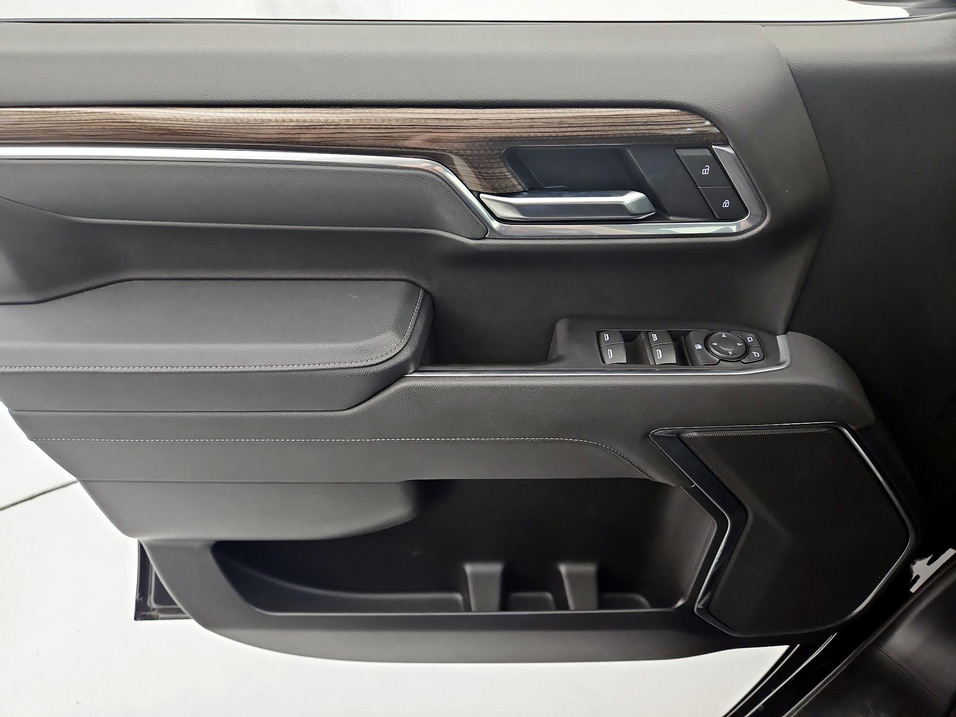 Thumbnail: 2025 Chevrolet Silverado 1500 - 12