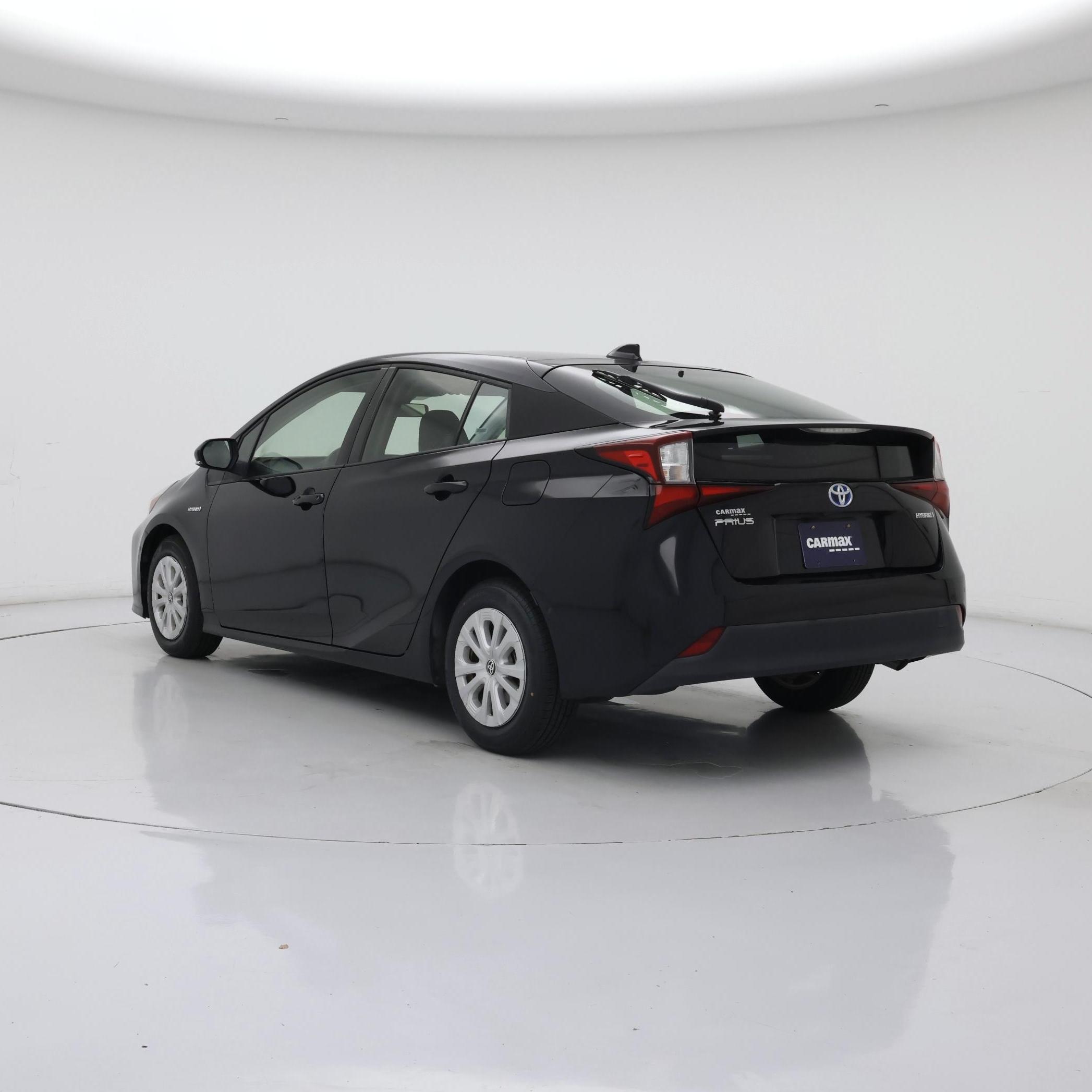 Thumbnail: 2021 Toyota Prius - 2