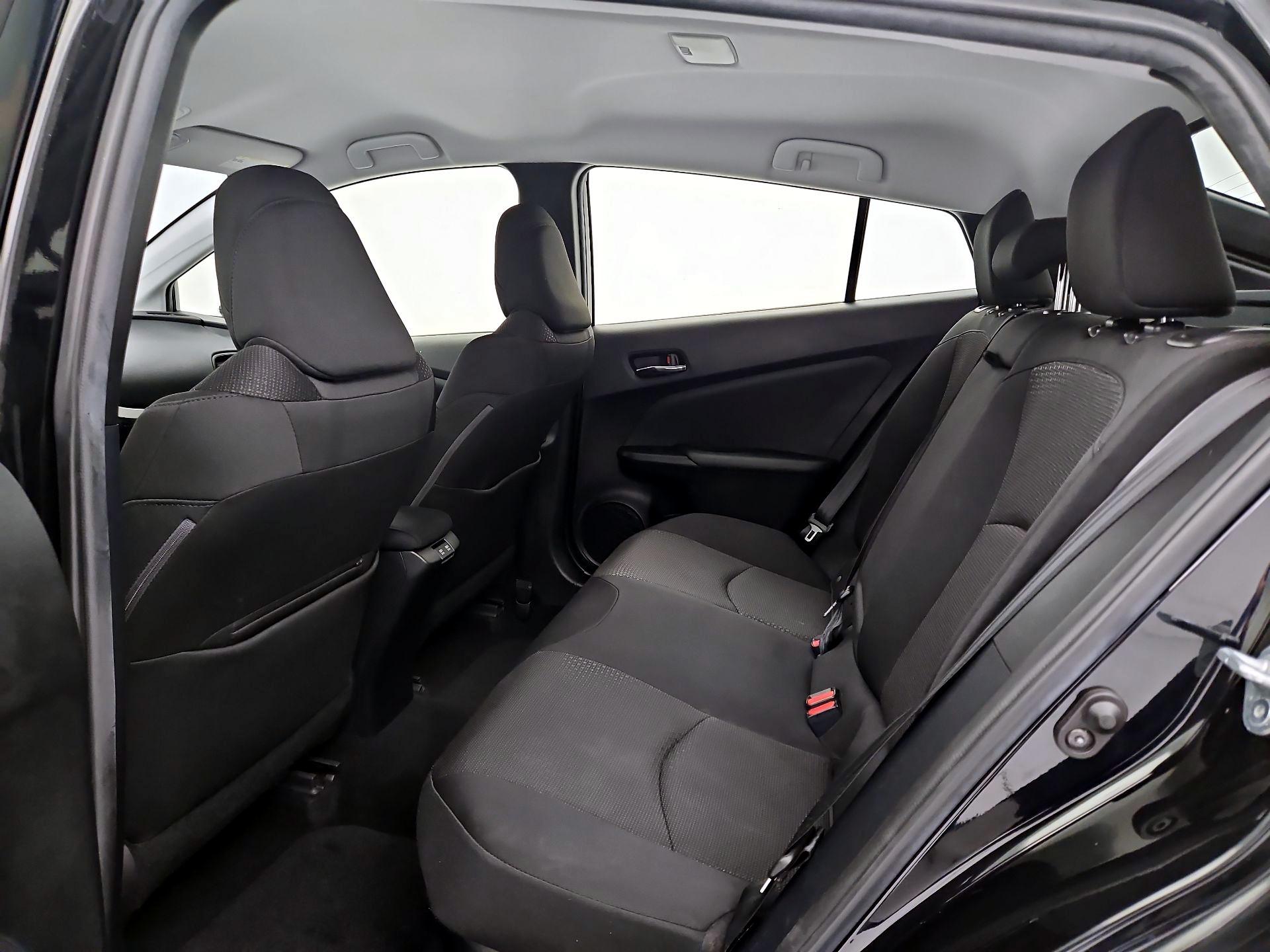 Thumbnail: 2021 Toyota Prius - 19