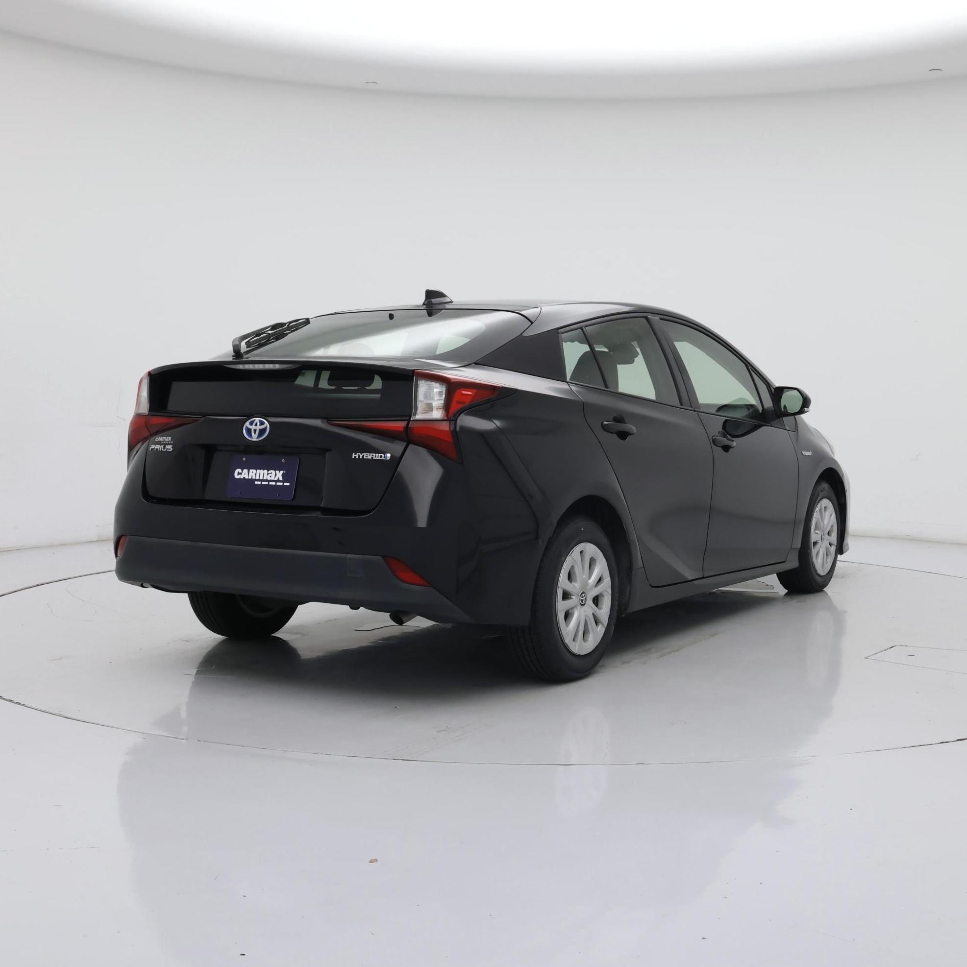Thumbnail: 2021 Toyota Prius - 8