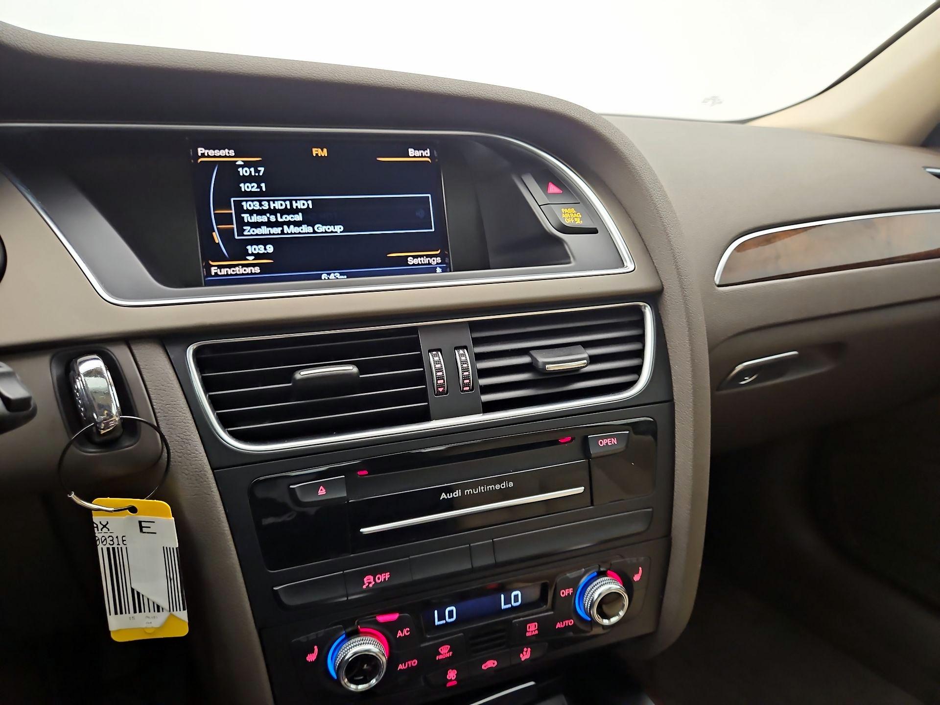 Thumbnail: 2015 Audi A4 - 15