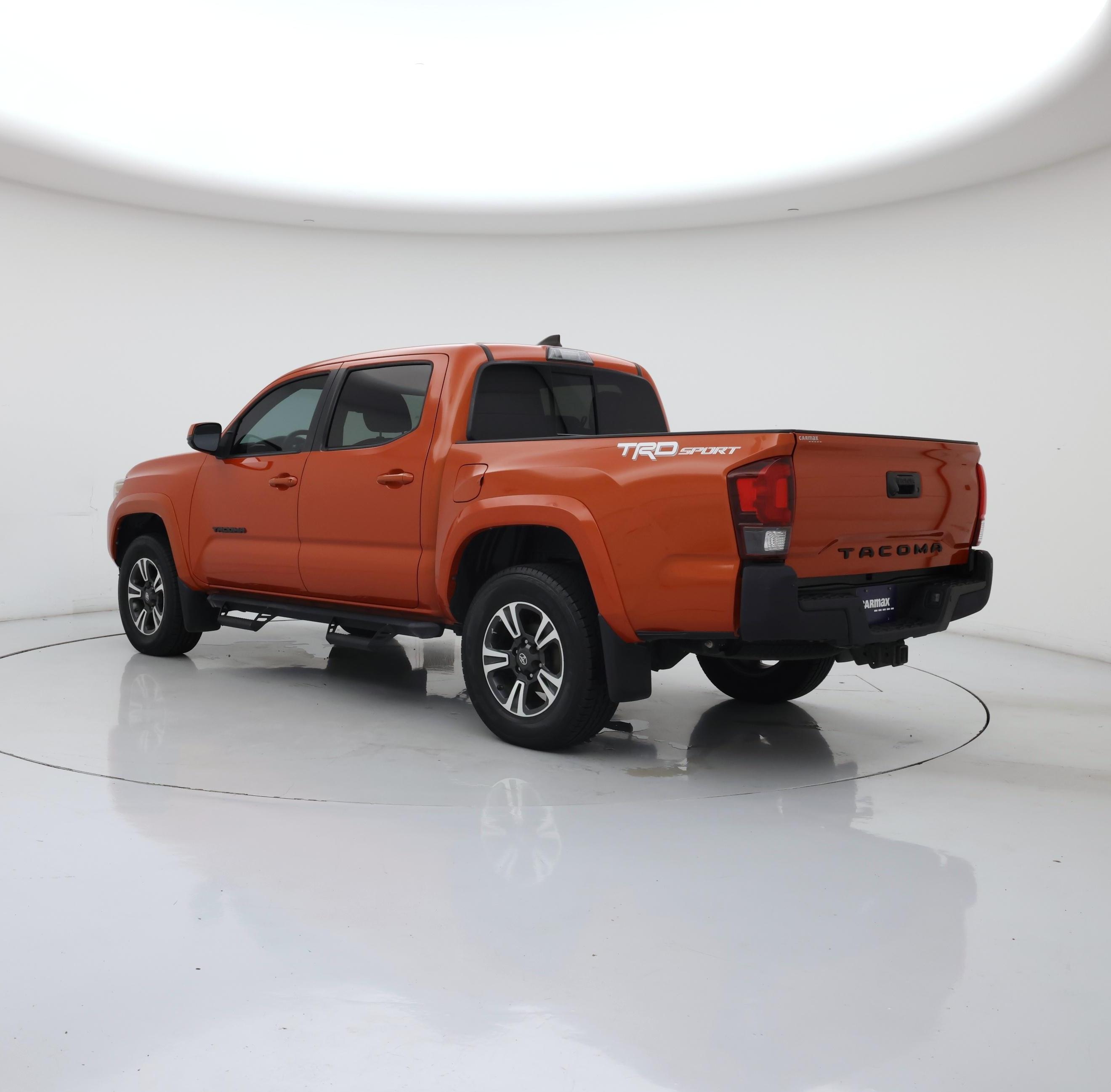 Thumbnail: 2018 Toyota Tacoma - 2