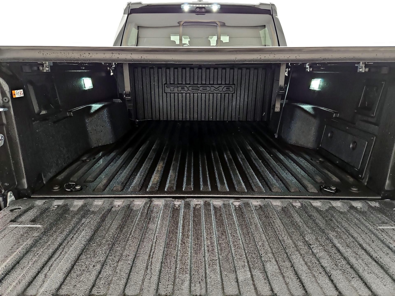 2025 Toyota Tacoma Limited - Photo 23
