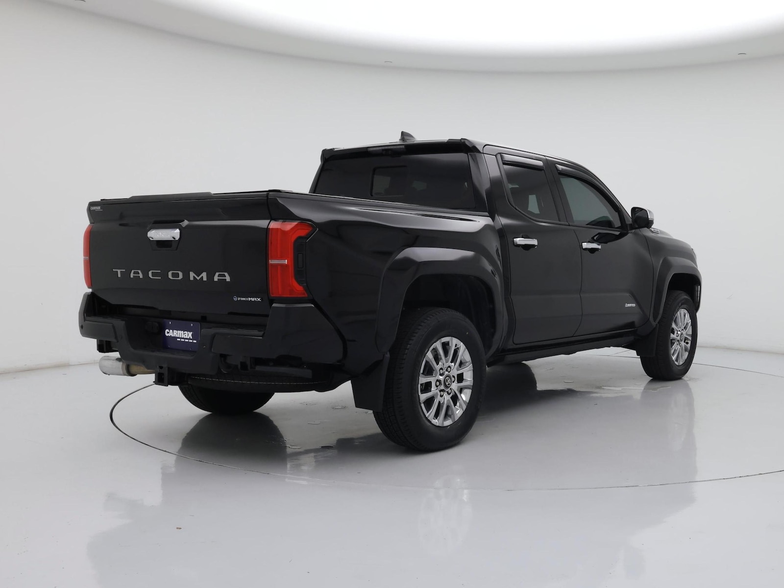 2025 Toyota Tacoma Limited - Photo 9