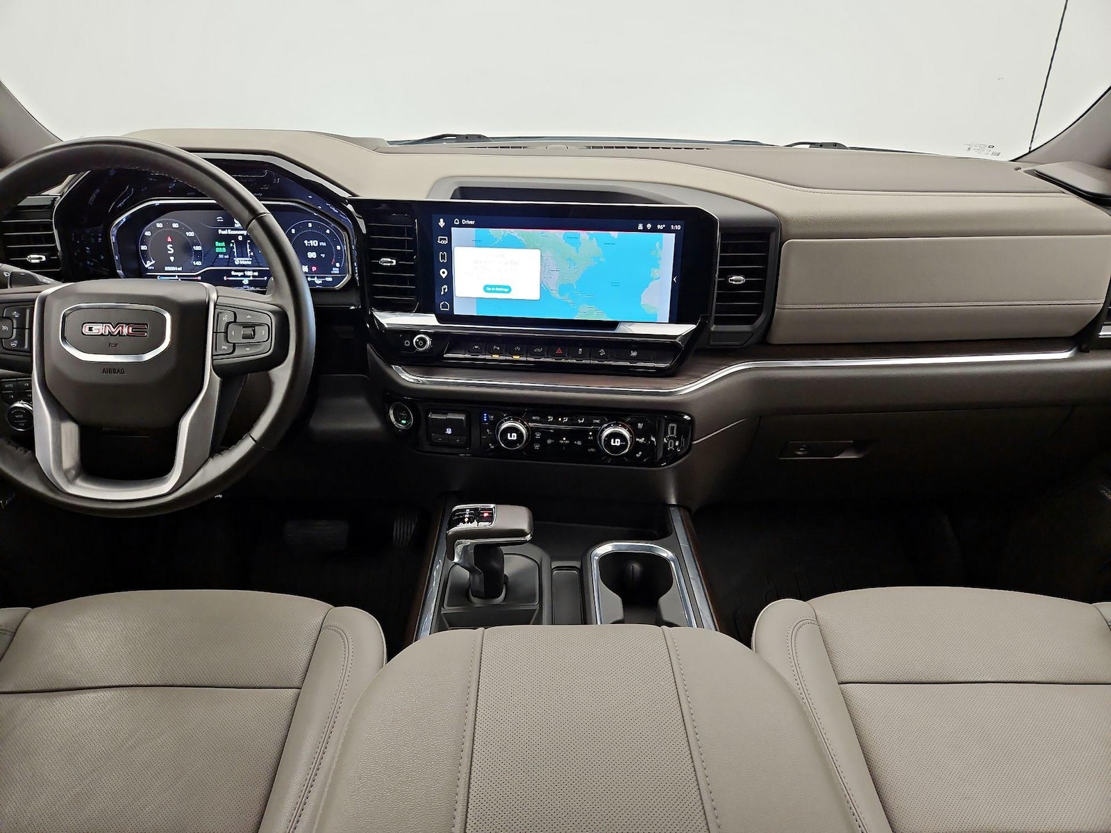 2024 GMC Sierra 1500 SLT - Photo 10