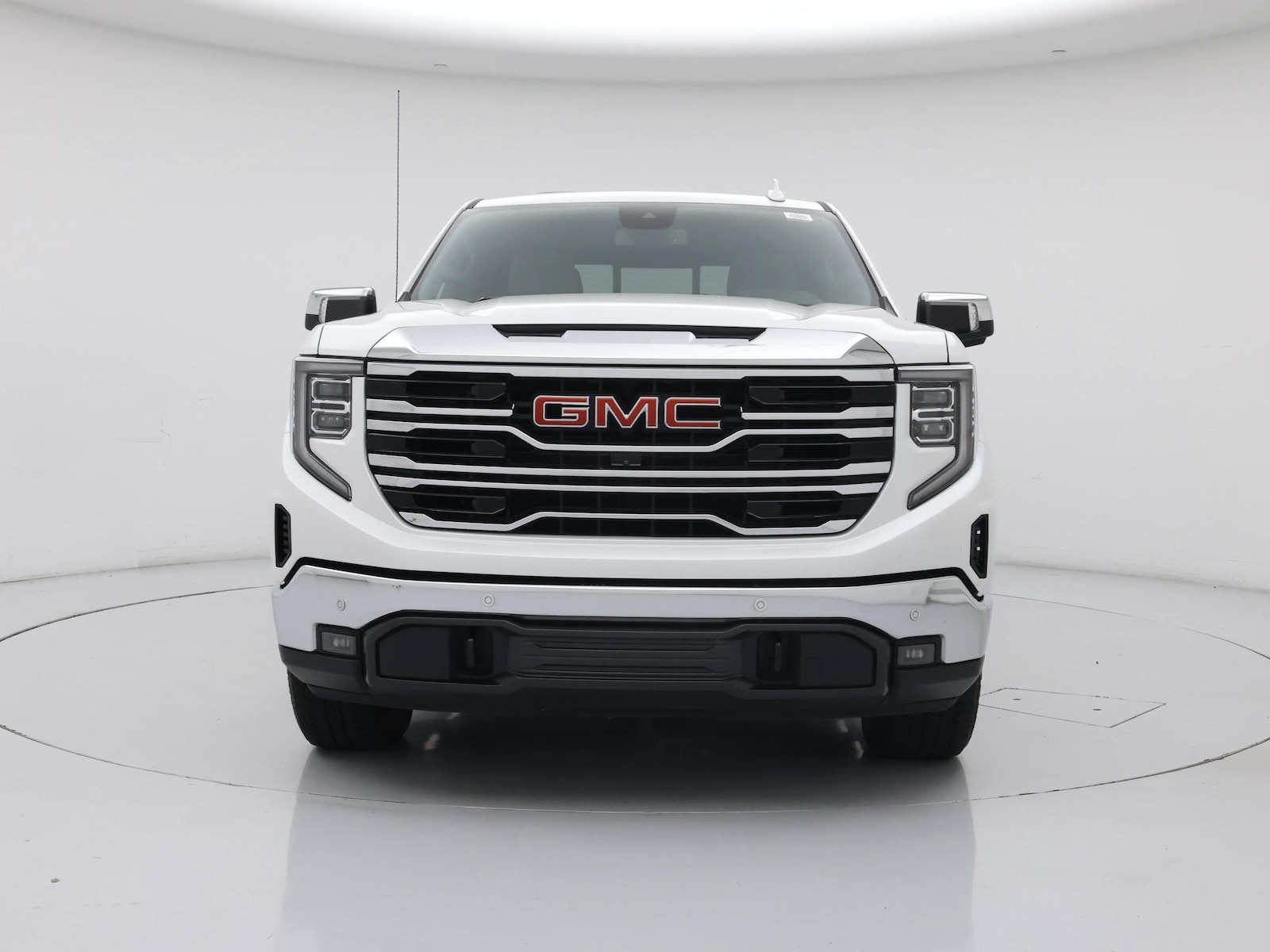 2024 GMC Sierra 1500 SLT - Photo 6