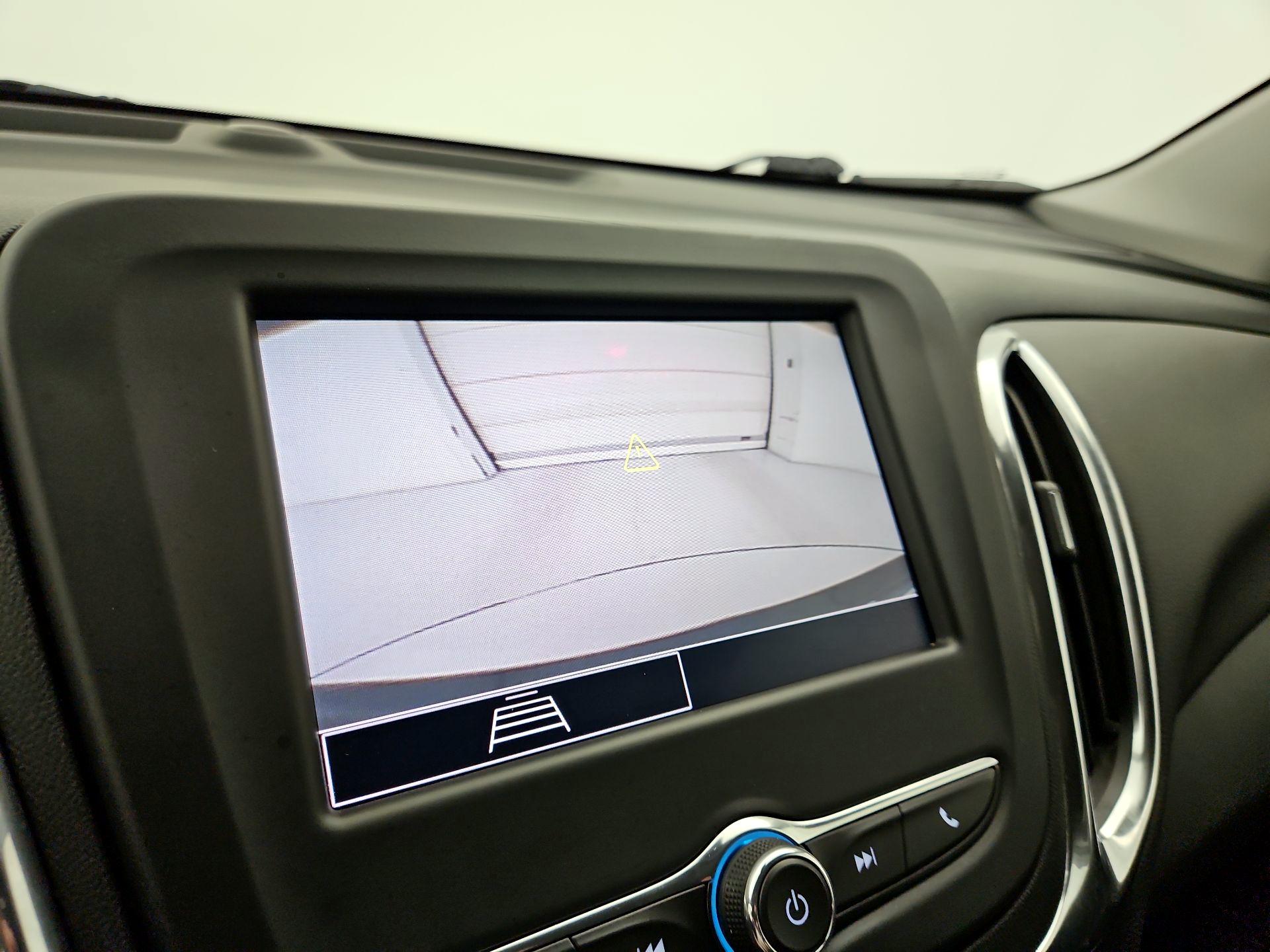 Thumbnail: 2022 Chevrolet Equinox - 14
