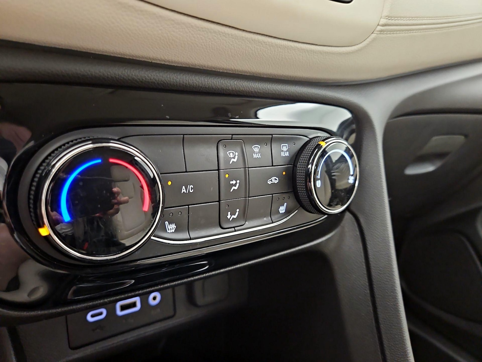 2023 Buick Encore GX Preferred - Photo 17