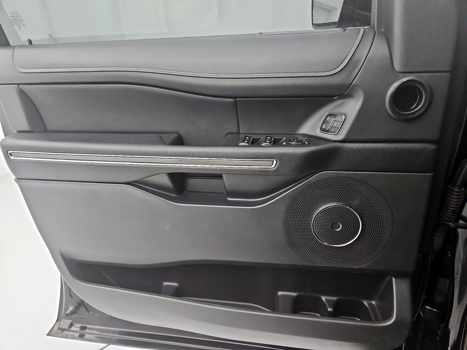 2024 Ford Expedition XLT - Photo 13