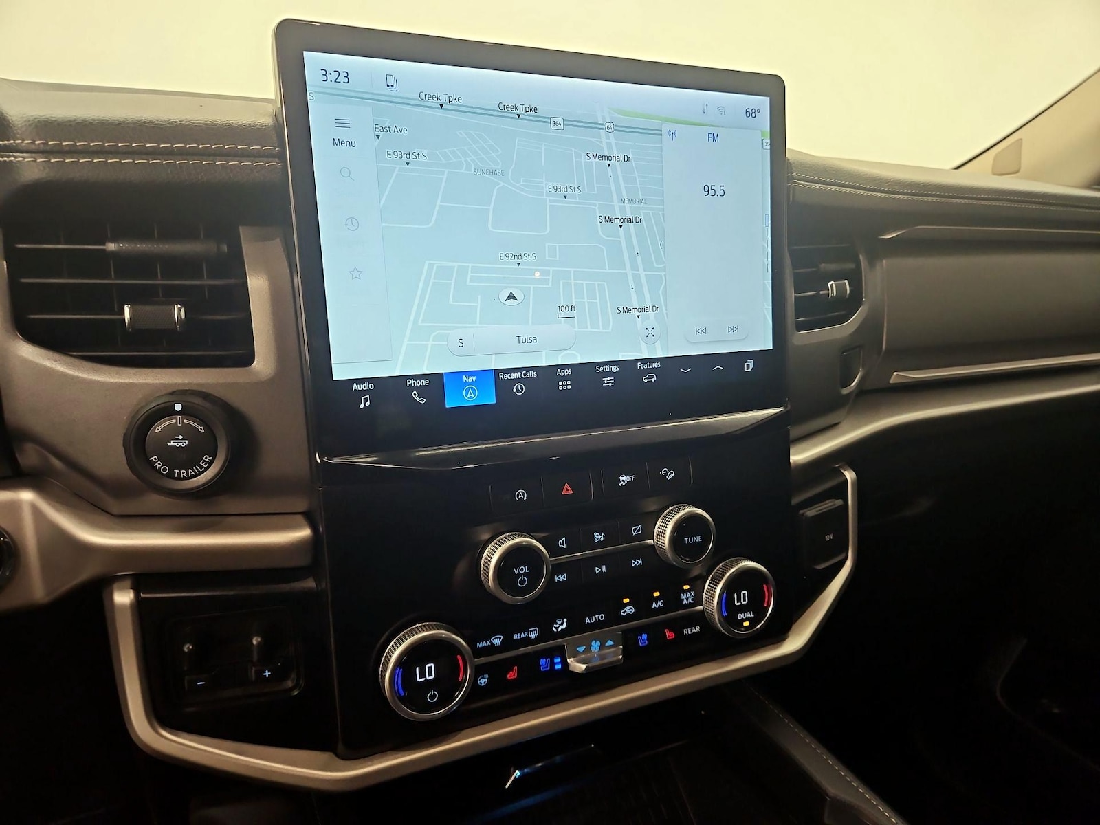 2024 Ford Expedition XLT - Photo 15