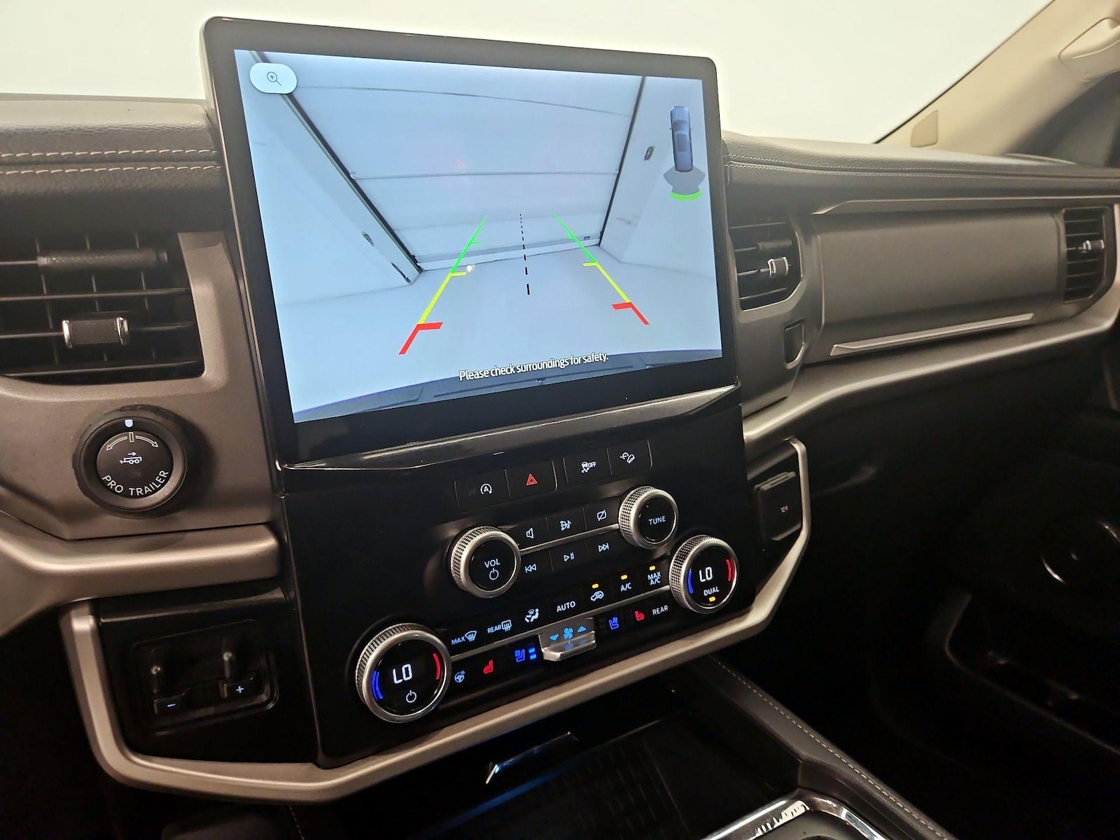 2024 Ford Expedition XLT - Photo 16