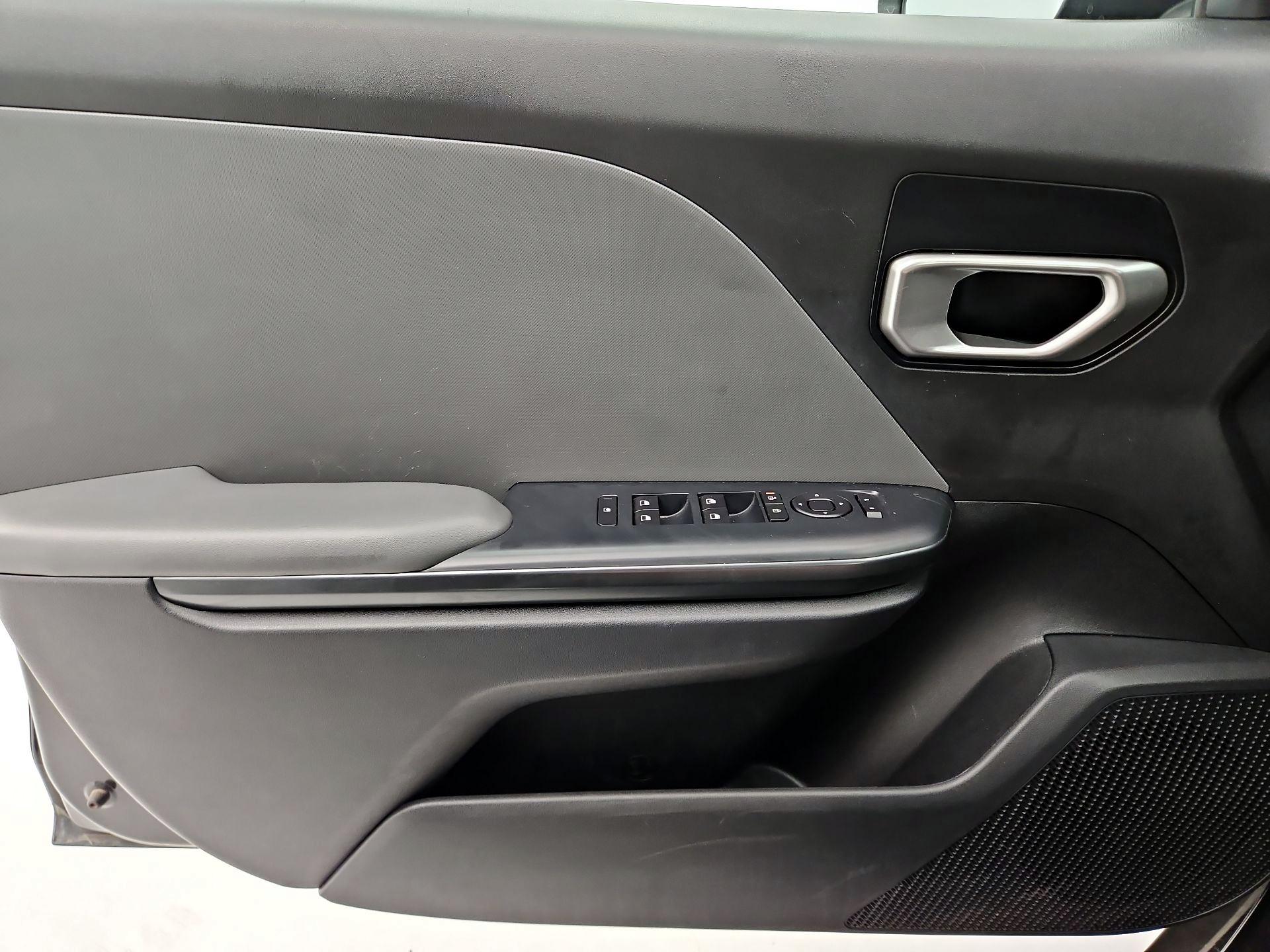 Thumbnail: 2025 Kia K4 - 12