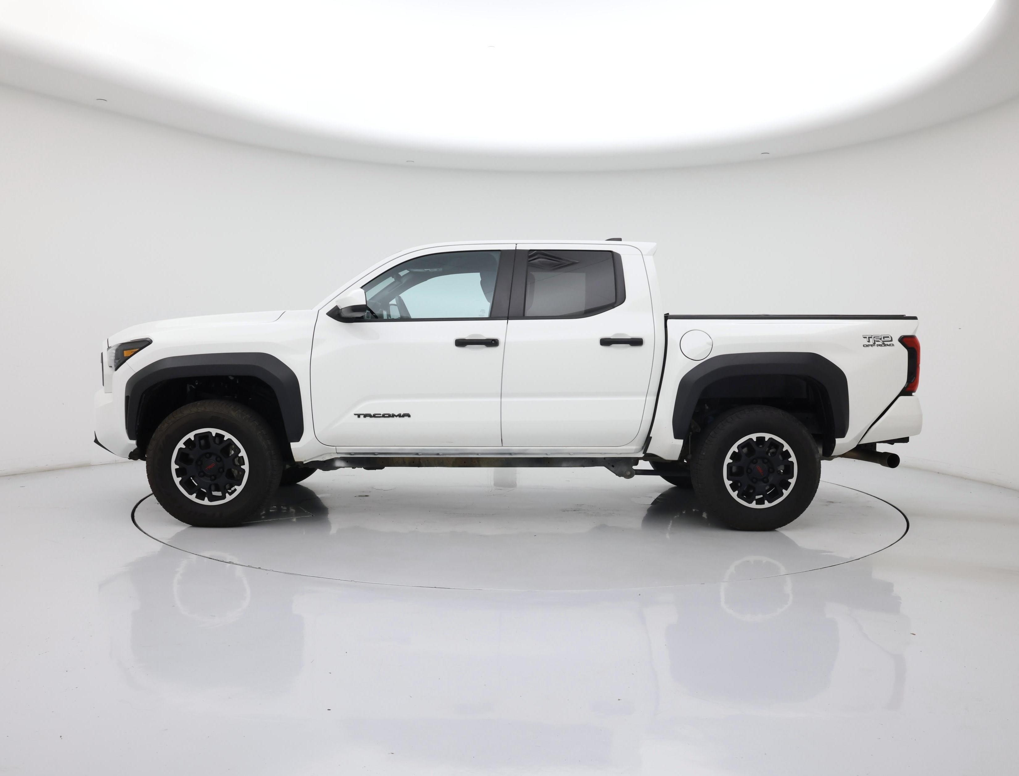 Thumbnail: 2024 Toyota Tacoma - 3