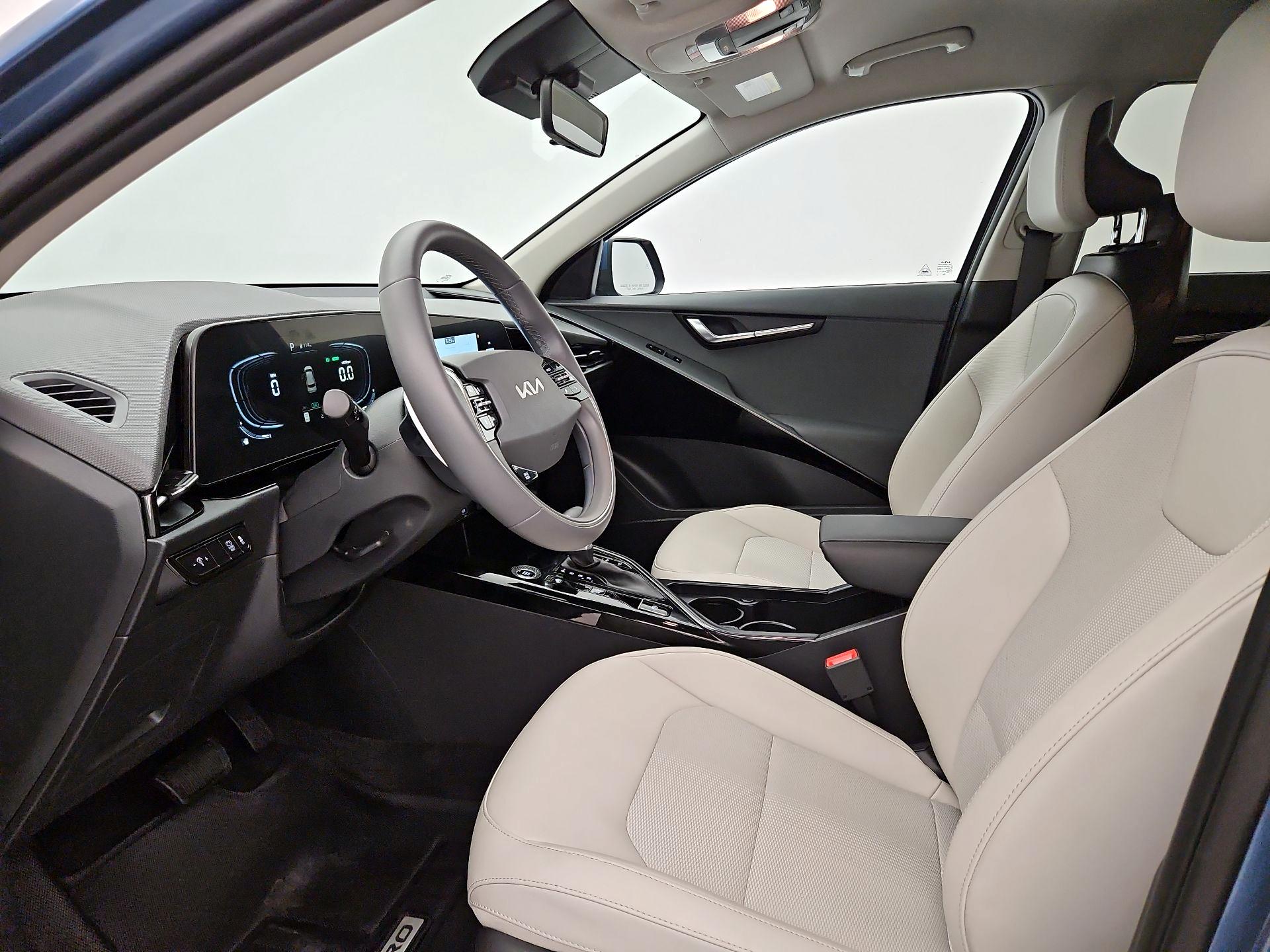 Thumbnail: 2025 Kia Niro - 11