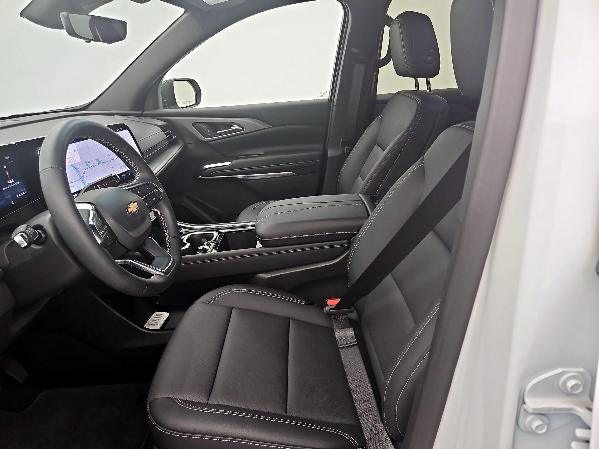 Thumbnail: 2026 Chevrolet Traverse - 11