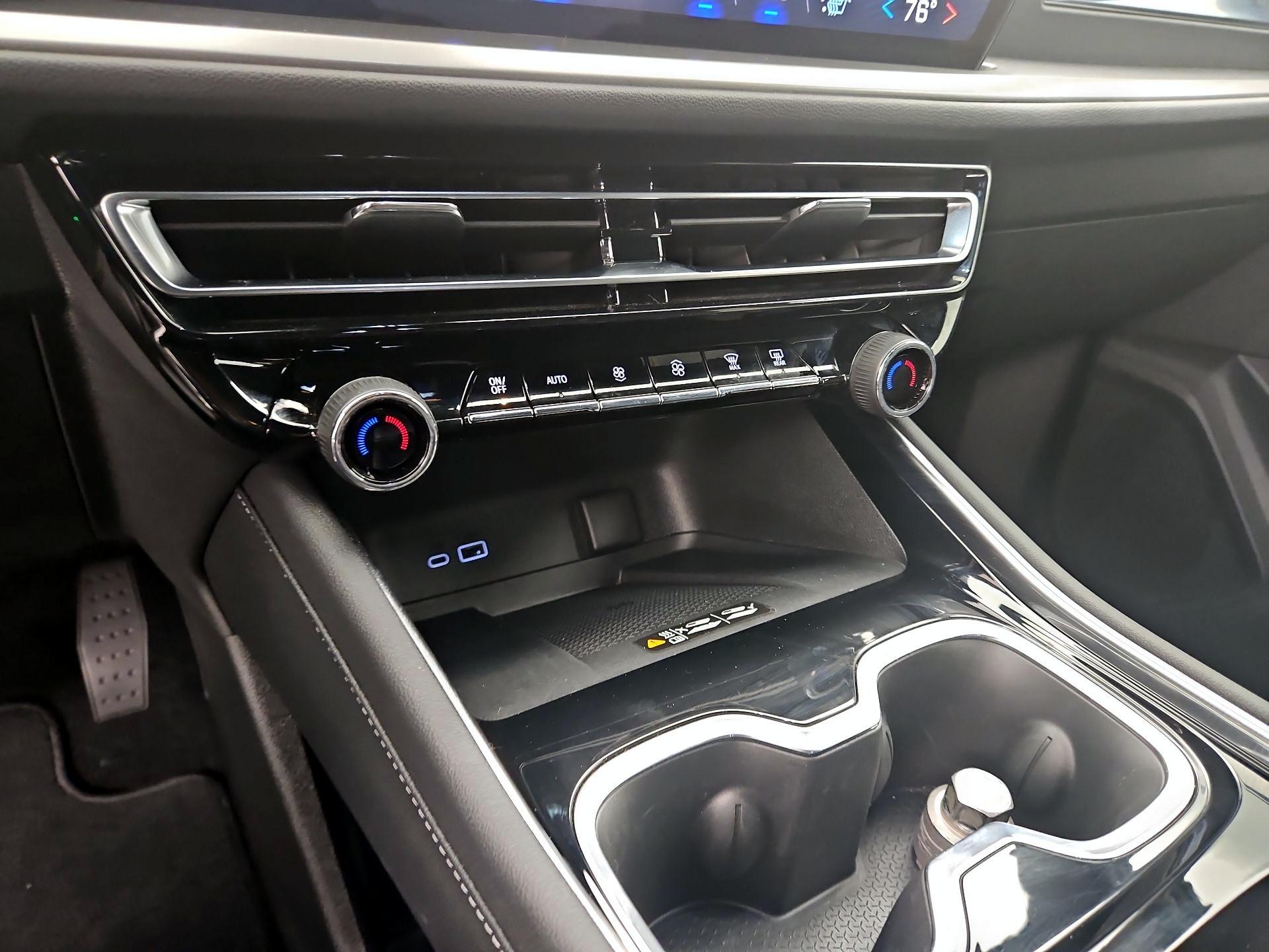 Thumbnail: 2026 Chevrolet Traverse - 17