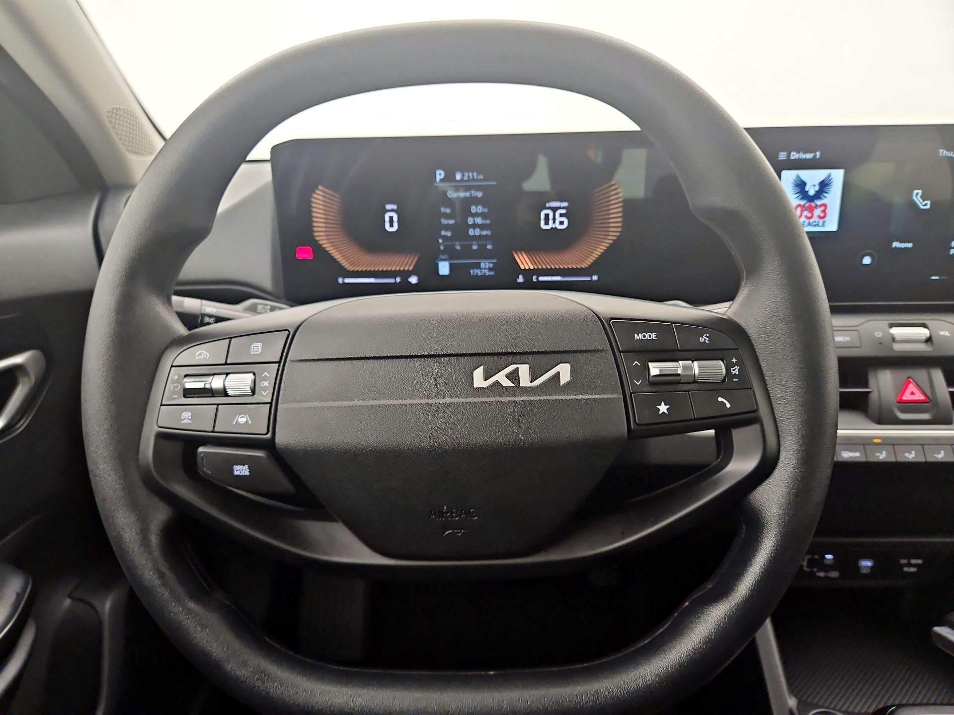 Thumbnail: 2025 Kia K4 - 10