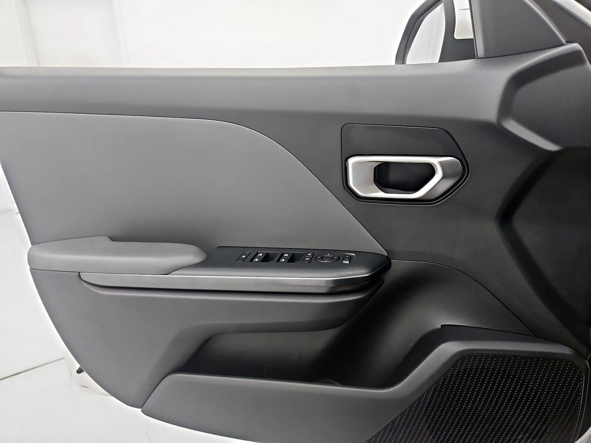 Thumbnail: 2025 Kia K4 - 12