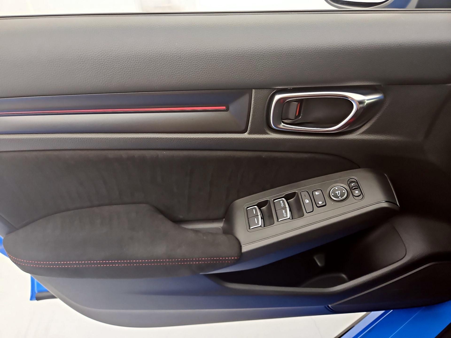 Thumbnail: 2025 Honda Civic - 12