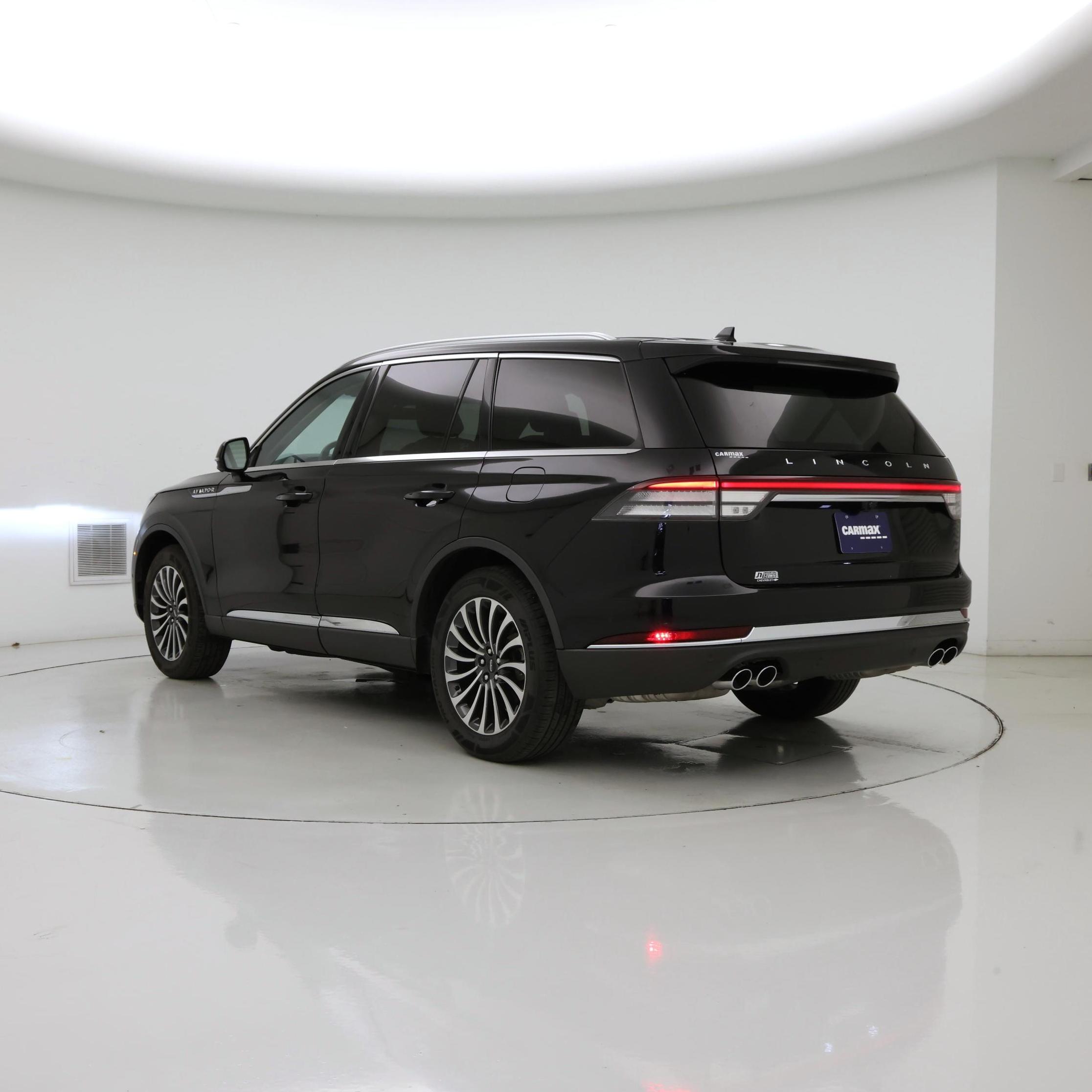 Thumbnail: 2022 Lincoln Aviator - 2
