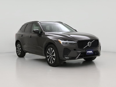 2023 Volvo XC60 B5 Plus Dark Theme