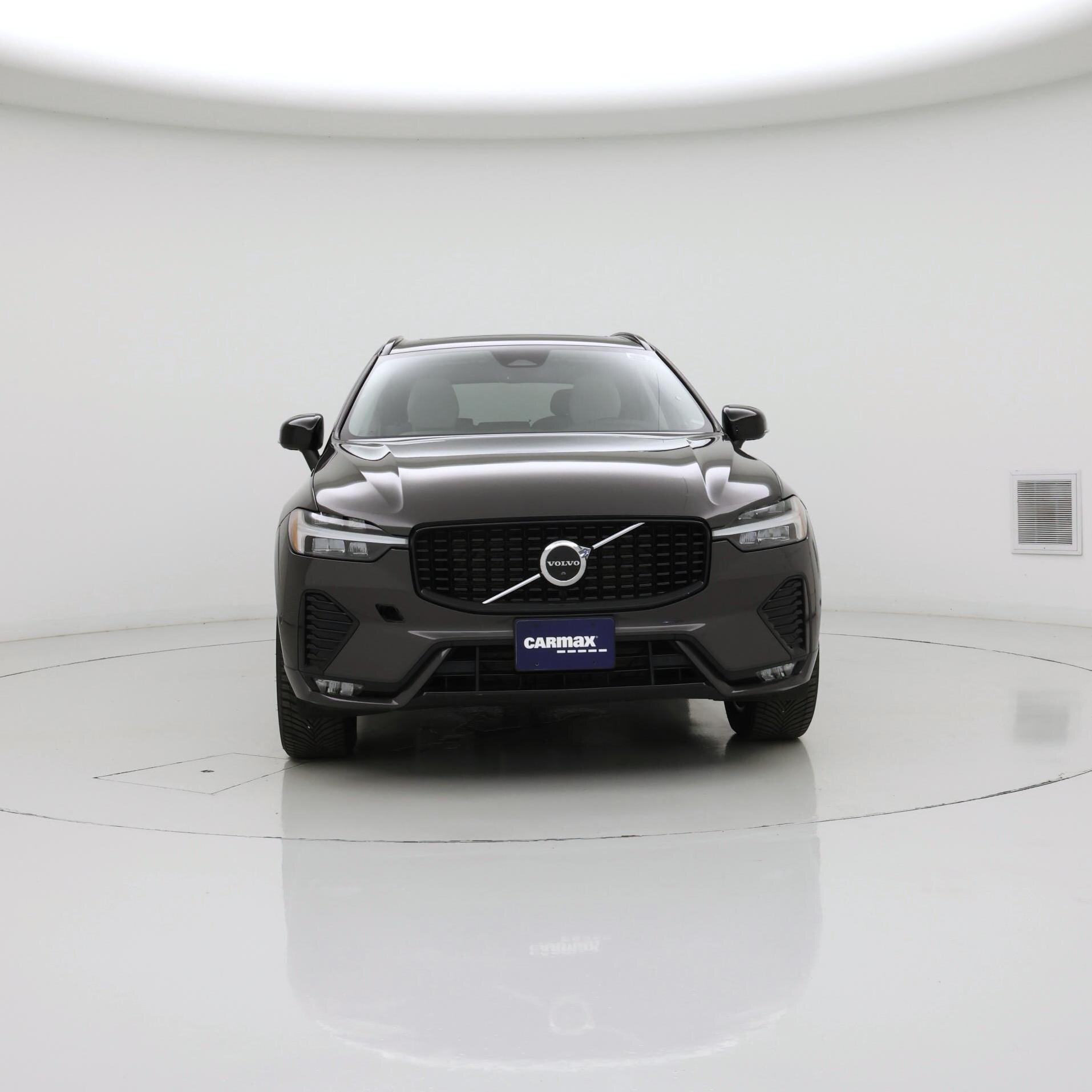 Thumbnail: 2023 Volvo XC60 - 5