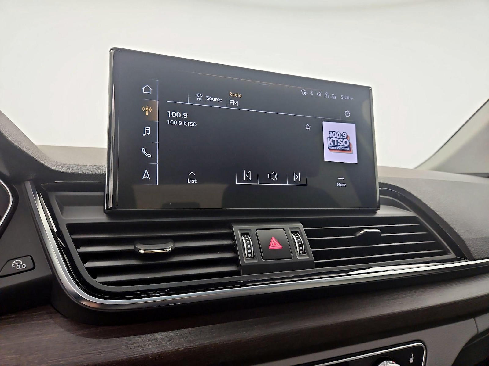 2022 Audi Q5 Premium - Photo 16