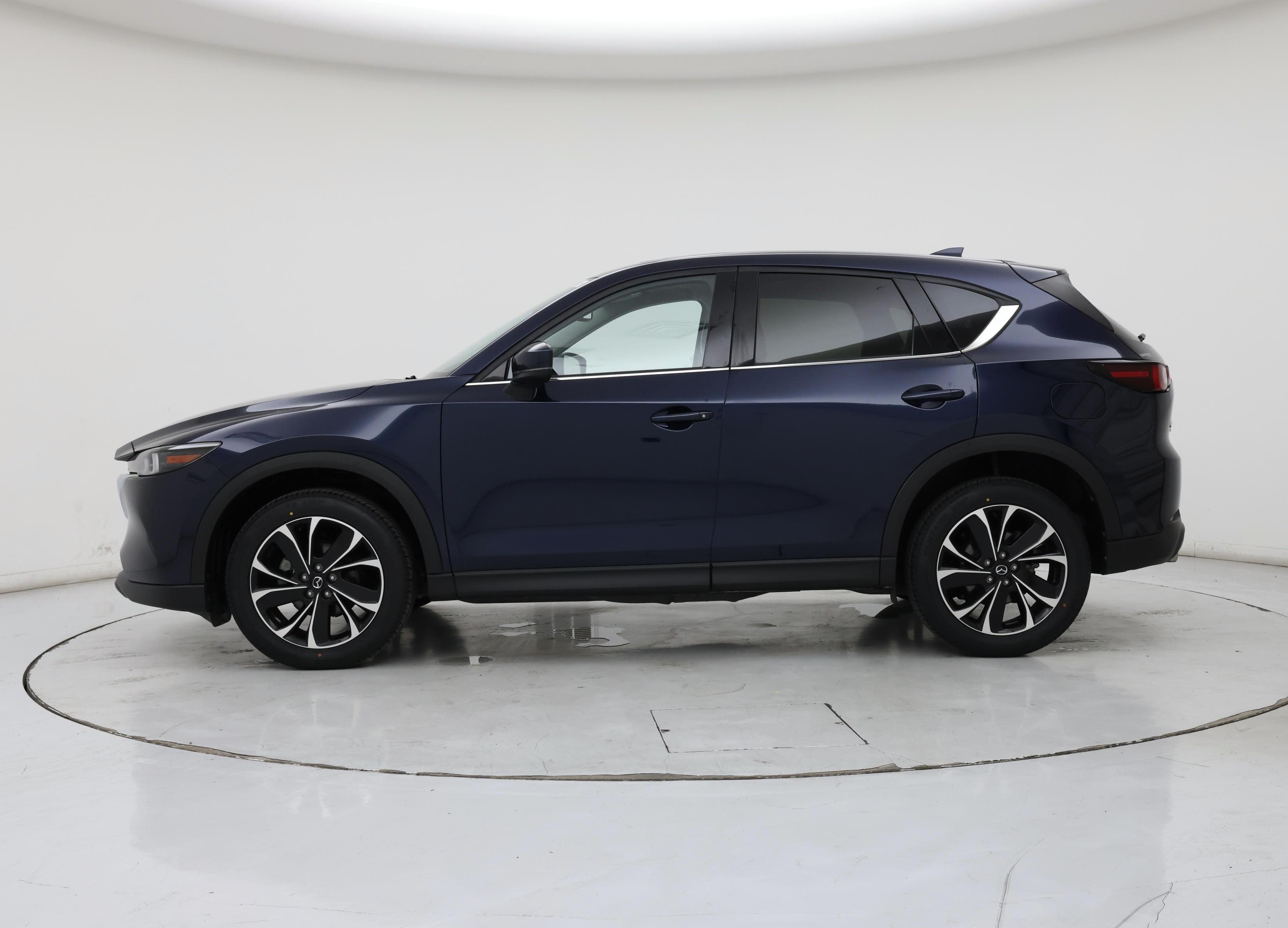 Thumbnail: 2023 Mazda CX-5 - 3