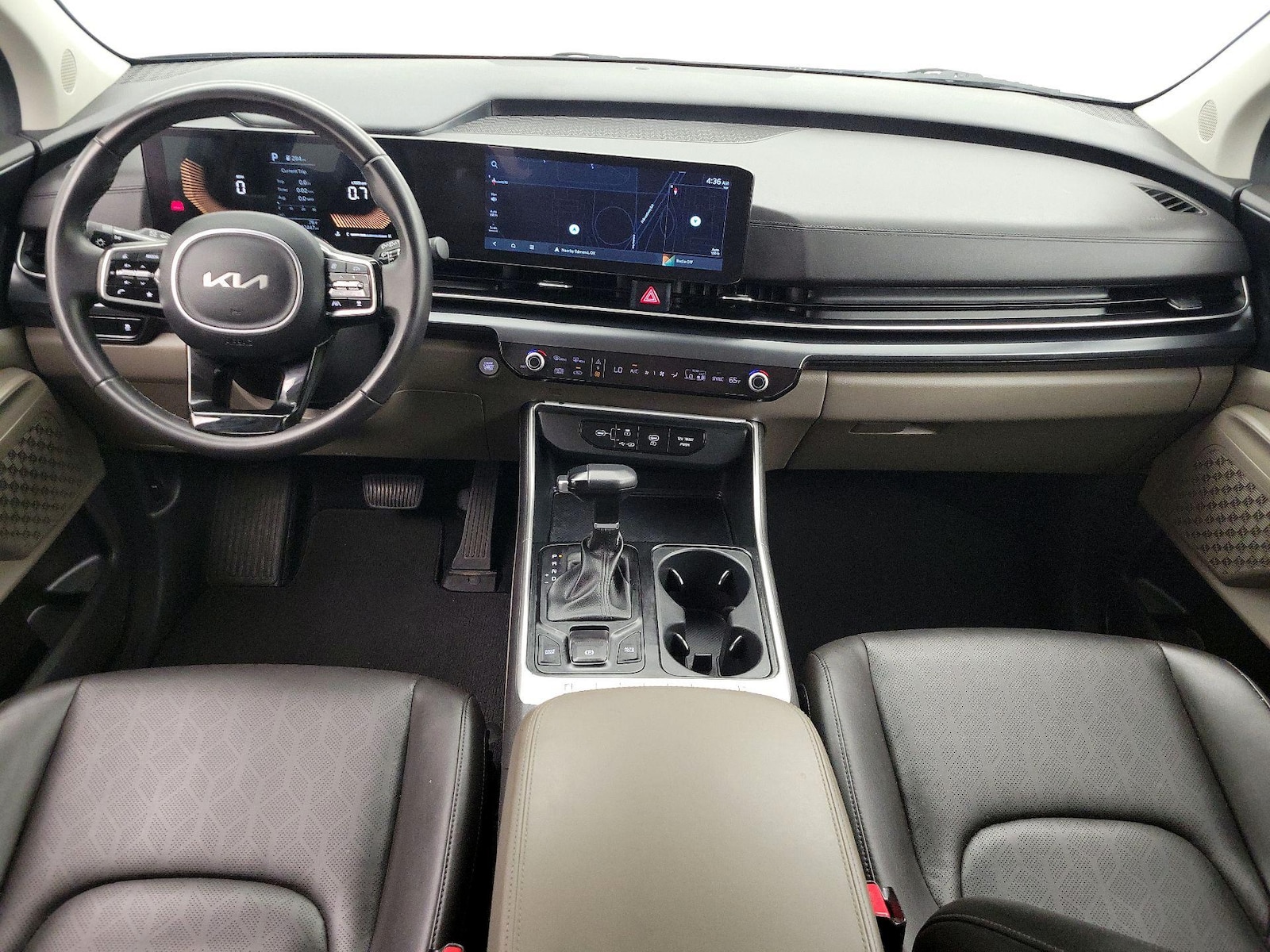 2025 Kia Carnival LXS - Photo 10