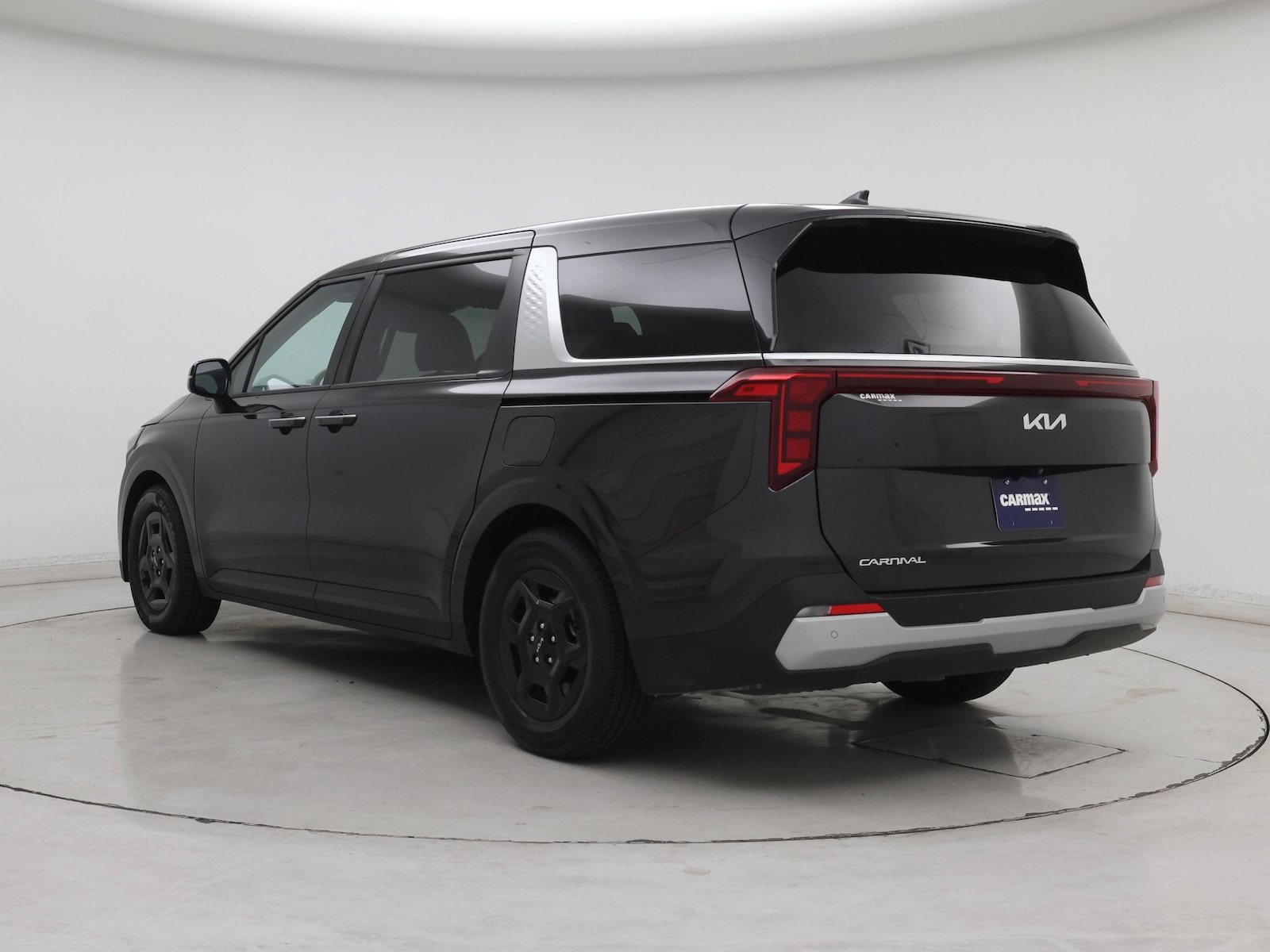 2025 Kia Carnival LXS - Photo 3