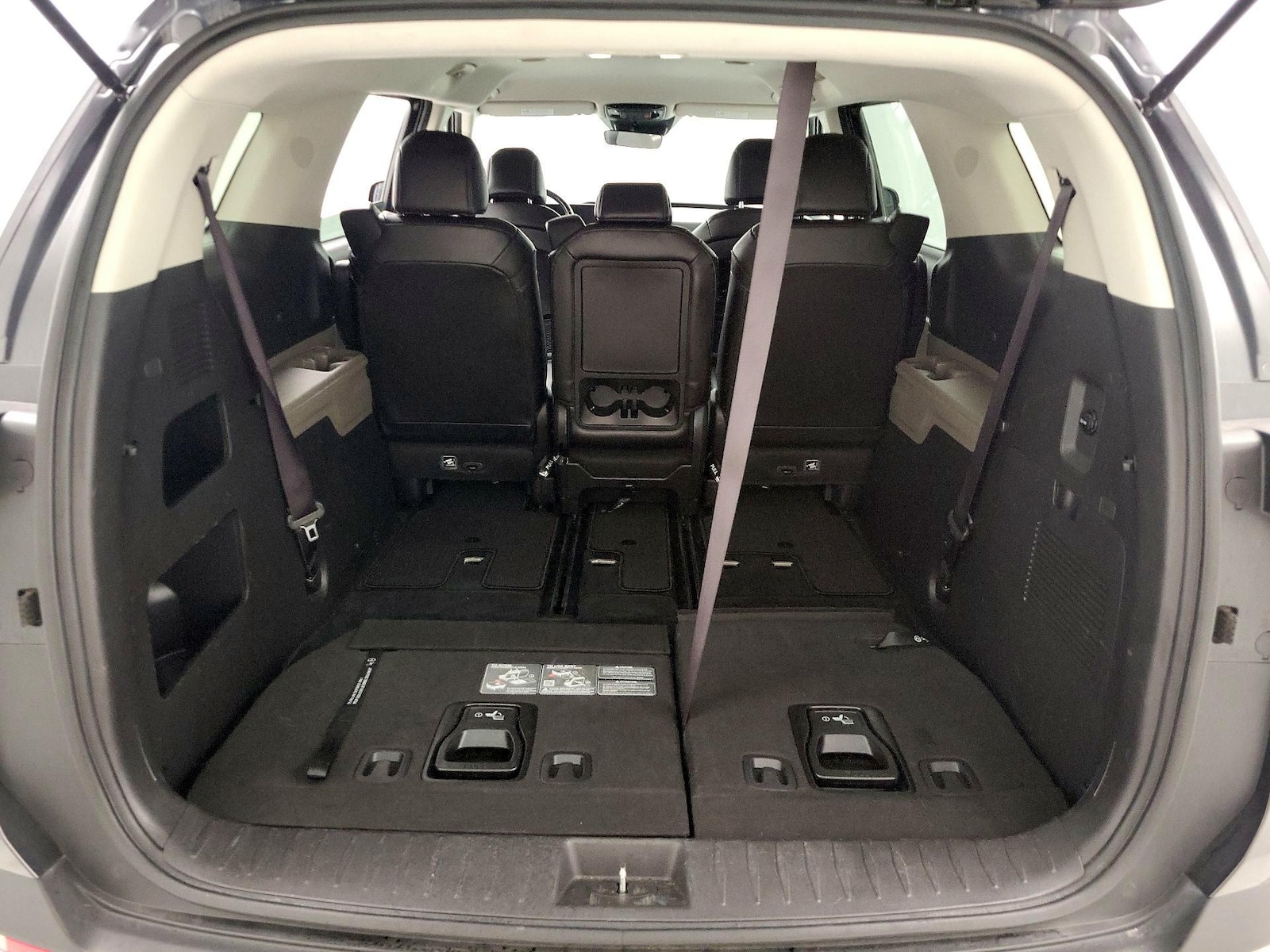 2025 Kia Carnival LXS - Photo 24