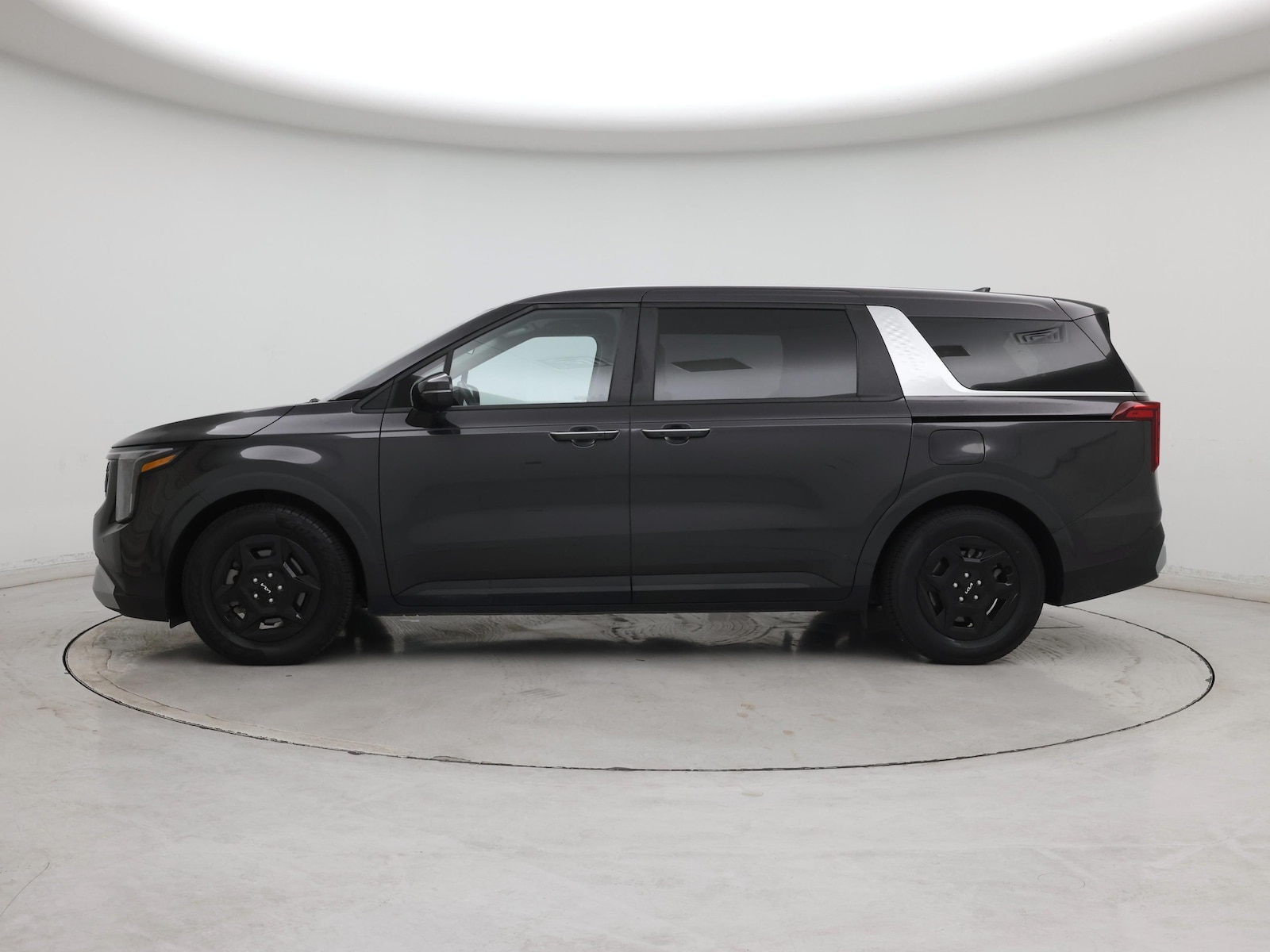 2025 Kia Carnival LXS - Photo 4