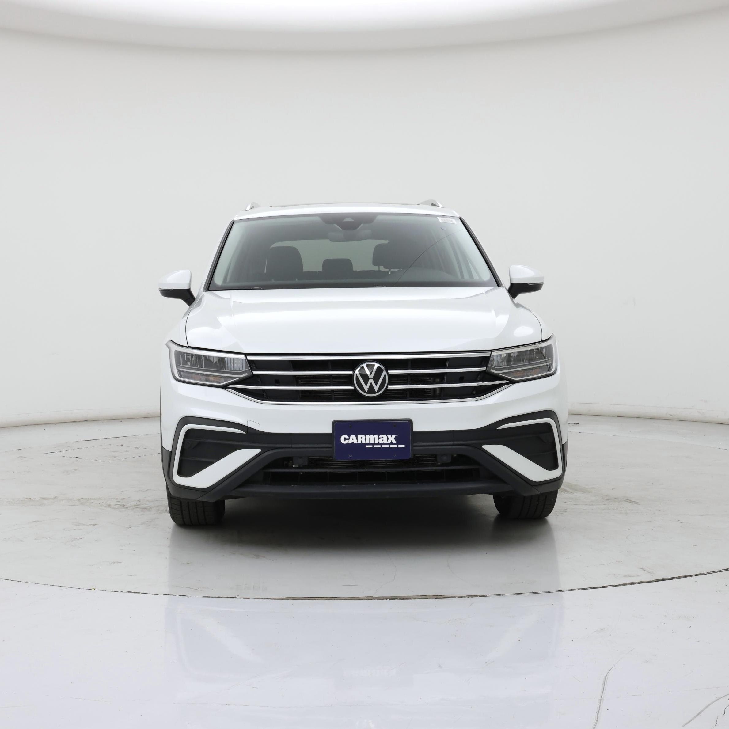 Thumbnail: 2023 Volkswagen Tiguan - 5
