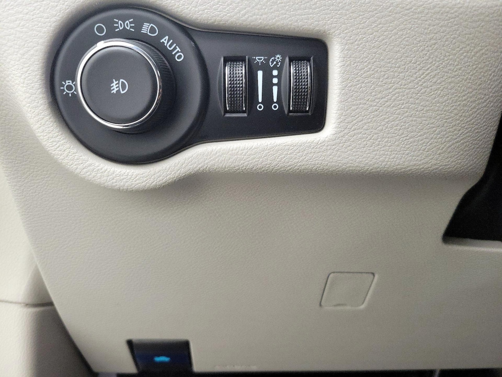 2024 Chrysler Pacifica Limited - Photo 14