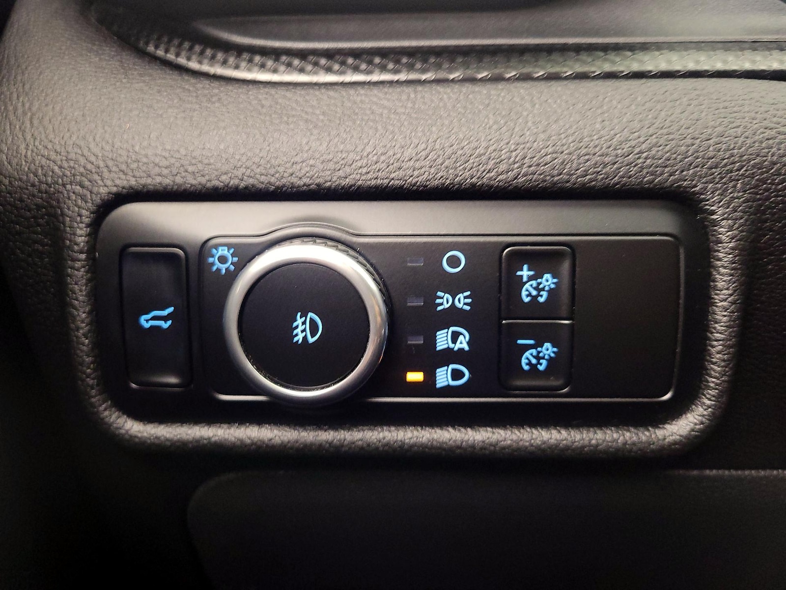 2023 Ford Explorer ST-LINE - Photo 14