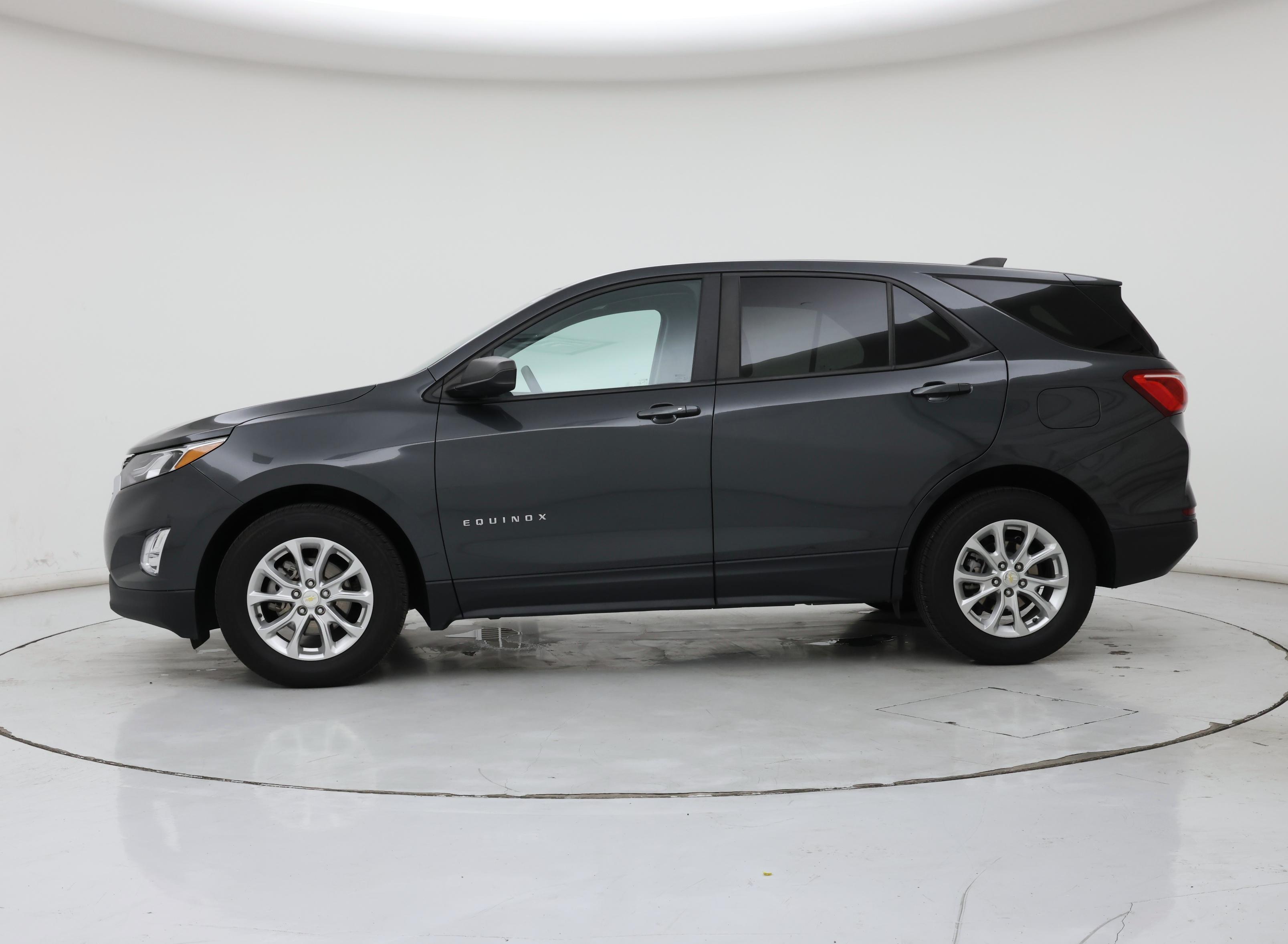 Thumbnail: 2021 Chevrolet Equinox - 3