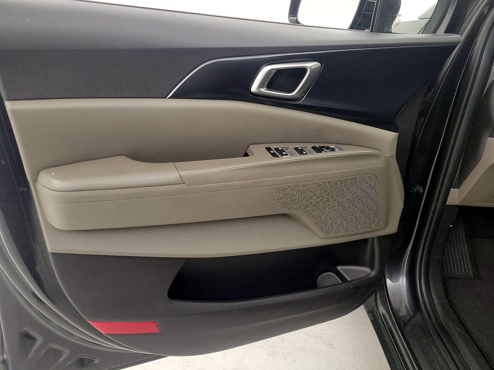 2025 Kia Carnival LXS - Photo 13