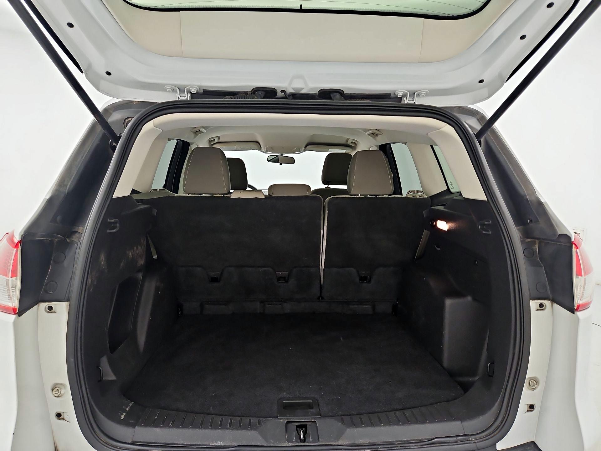 Thumbnail: 2015 Ford Escape - 19
