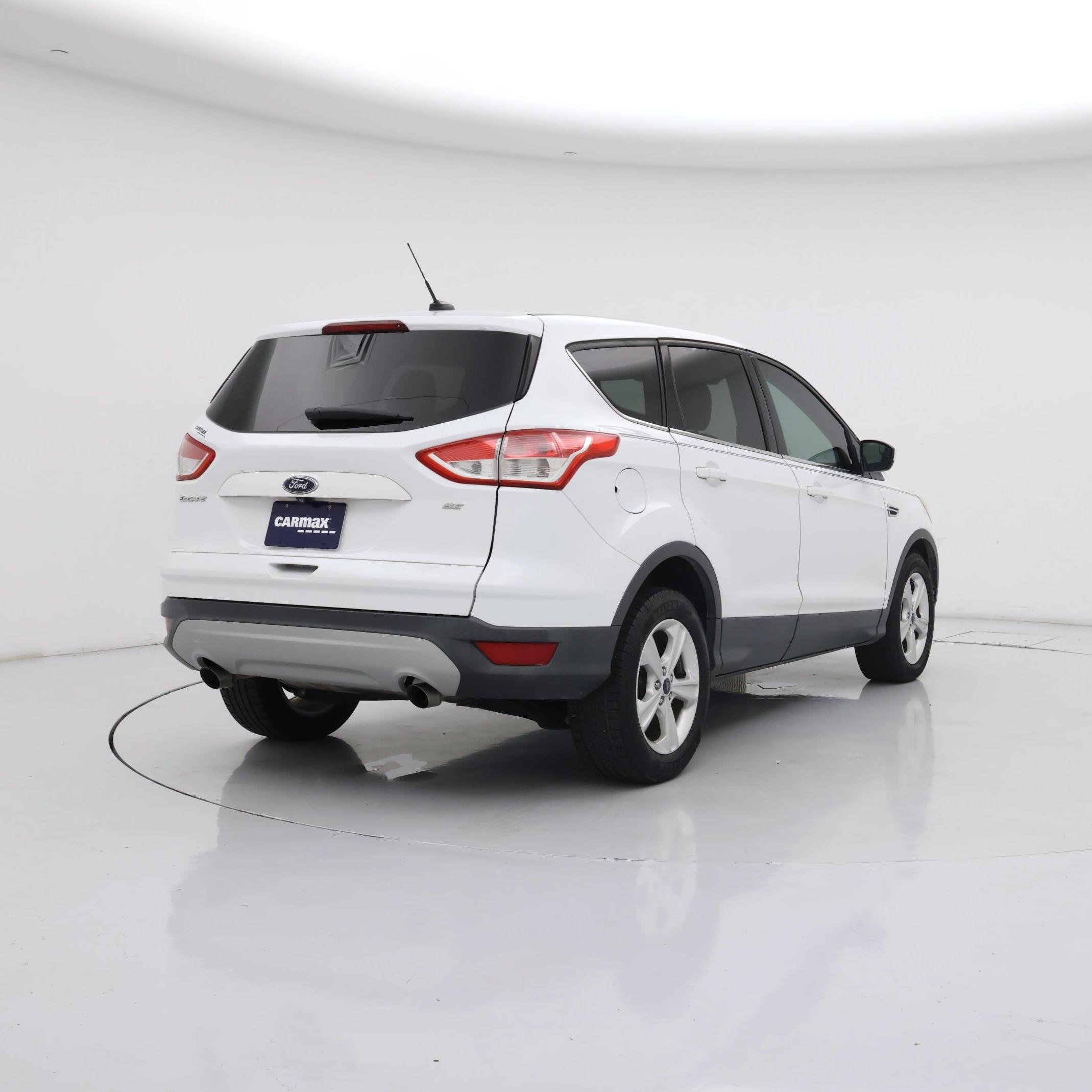Thumbnail: 2015 Ford Escape - 8