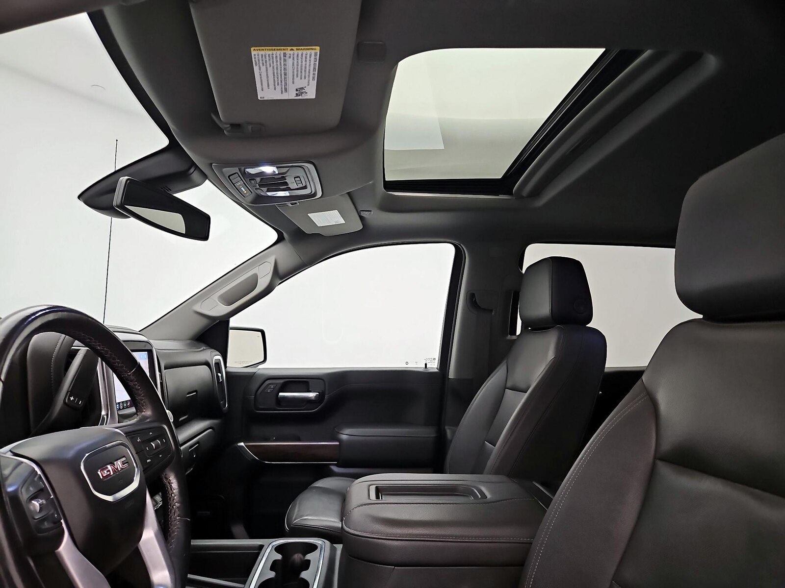 Sunroof(s) & Overhead Airbags