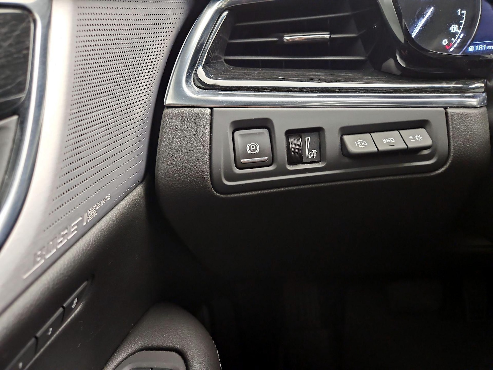 2021 Cadillac XT5 Premium Luxury - Photo 14